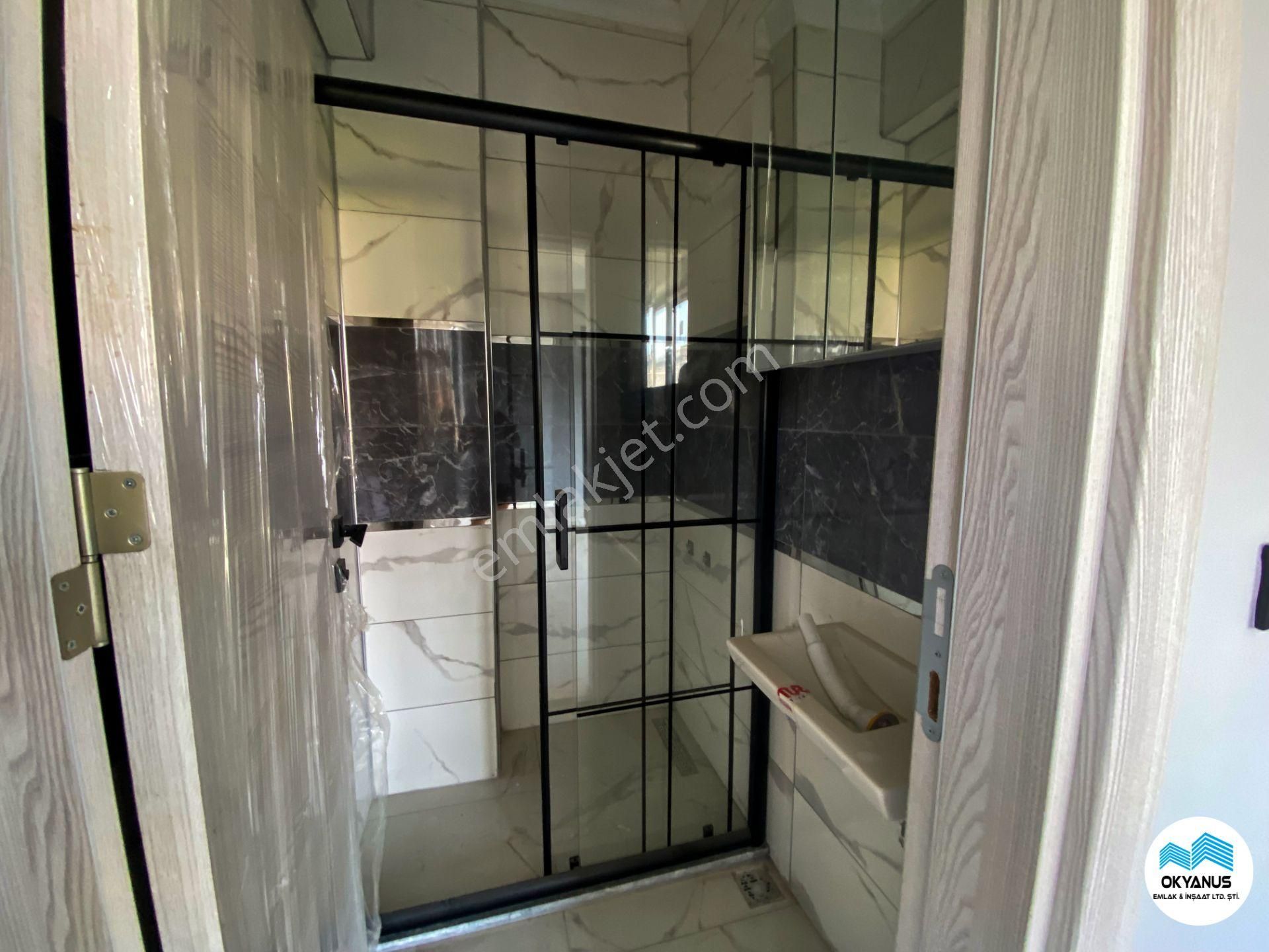 Karasu'da Müstakil Havuzlu Geniş Teraslı Modern Yapılı 3+1 Villa - Görsel 20