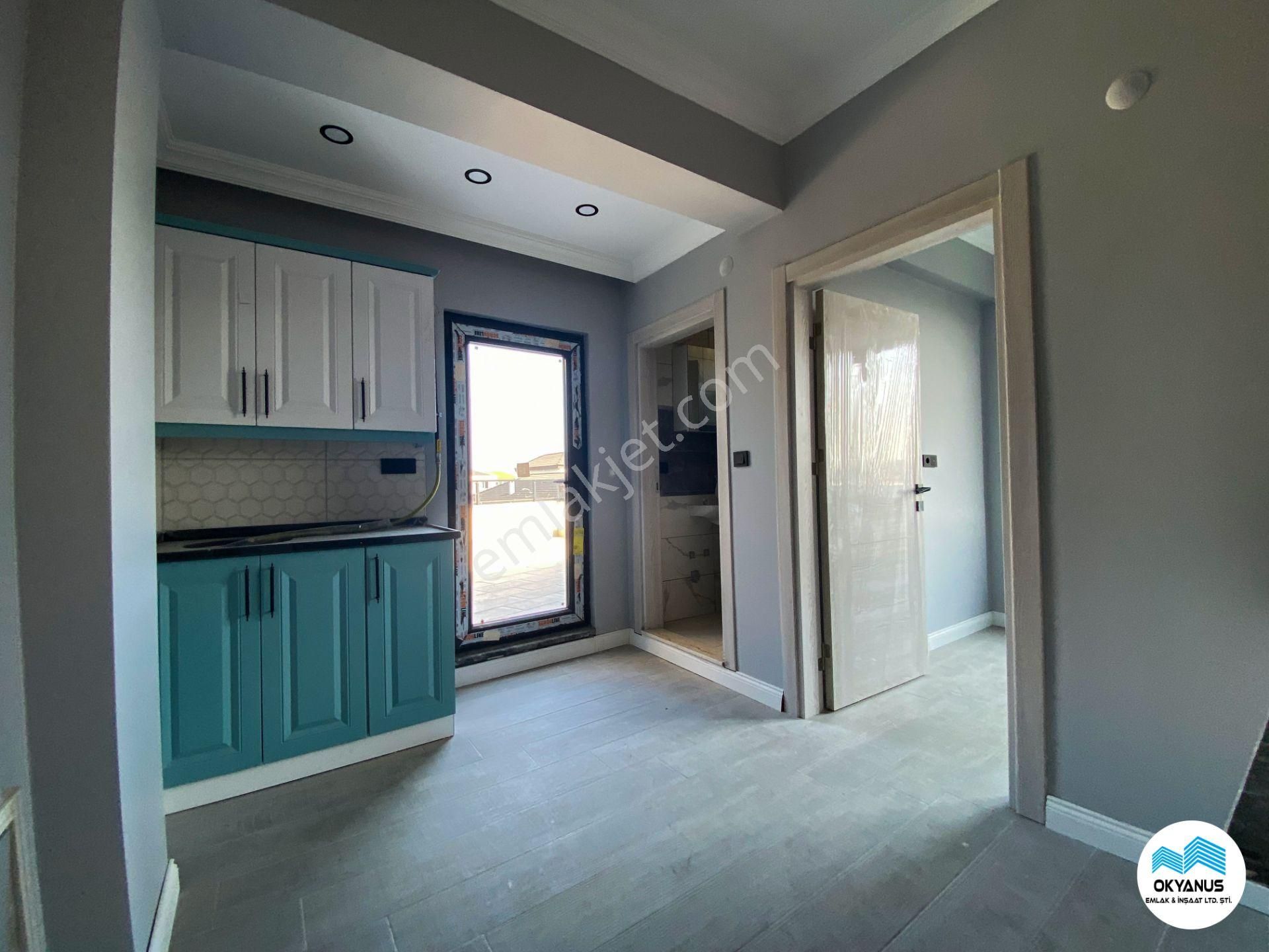 Karasu'da Müstakil Havuzlu Geniş Teraslı Modern Yapılı 3+1 Villa - Görsel 25