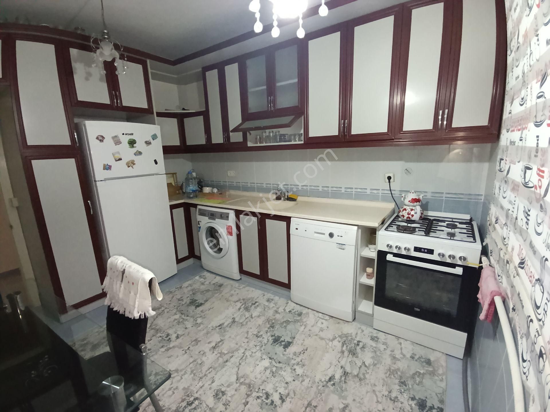 Pendik Güzelyalıda Satılık Merkezi Manzaralı Yol Üstü Kredili 3+1 135m2 Fırsat Daire - Görsel 27
