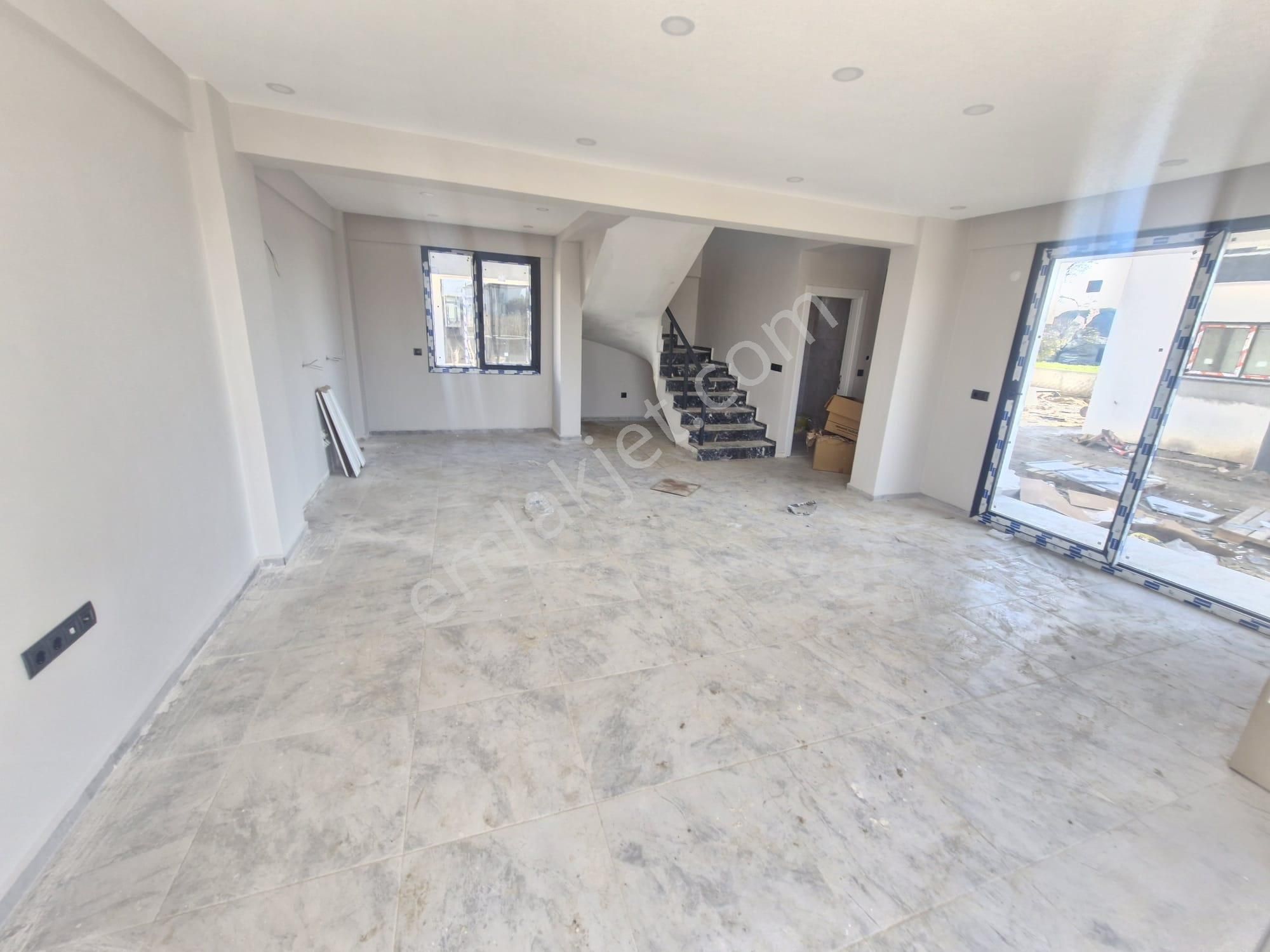 Gömeç Kızko Sahilinde Site İçerisinde Mükemmel Konumda 3+1 Villa - Görsel 4