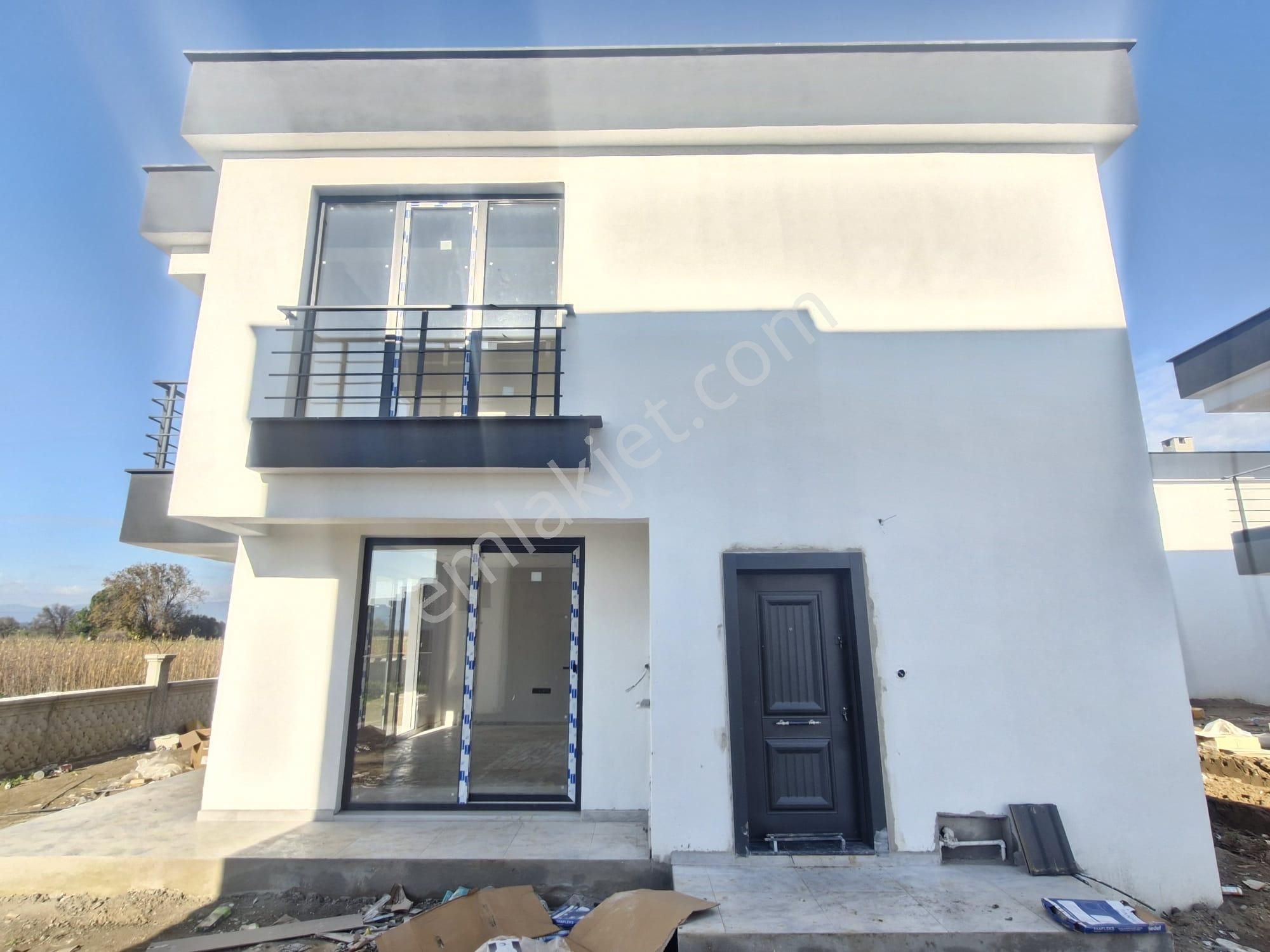 Gömeç Kızko Sahilinde Site İçerisinde Mükemmel Konumda 3+1 Villa - Görsel 3