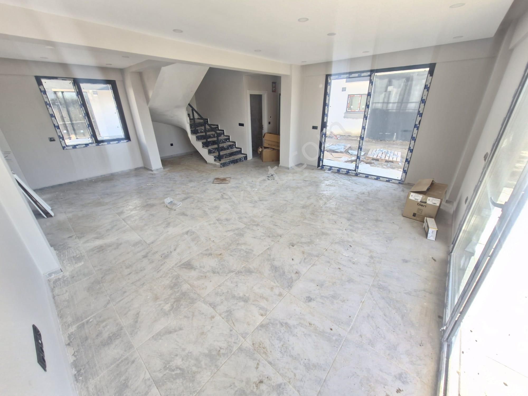 Gömeç Kızko Sahilinde Site İçerisinde Mükemmel Konumda 3+1 Villa - Görsel 7