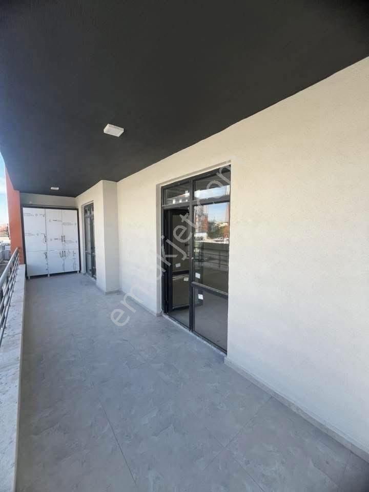 Meram Uluğbey Mahallesi Gürhan Gayrimenkulden Satılık Ultra Lüks 3+1 Daireler - Görsel 8