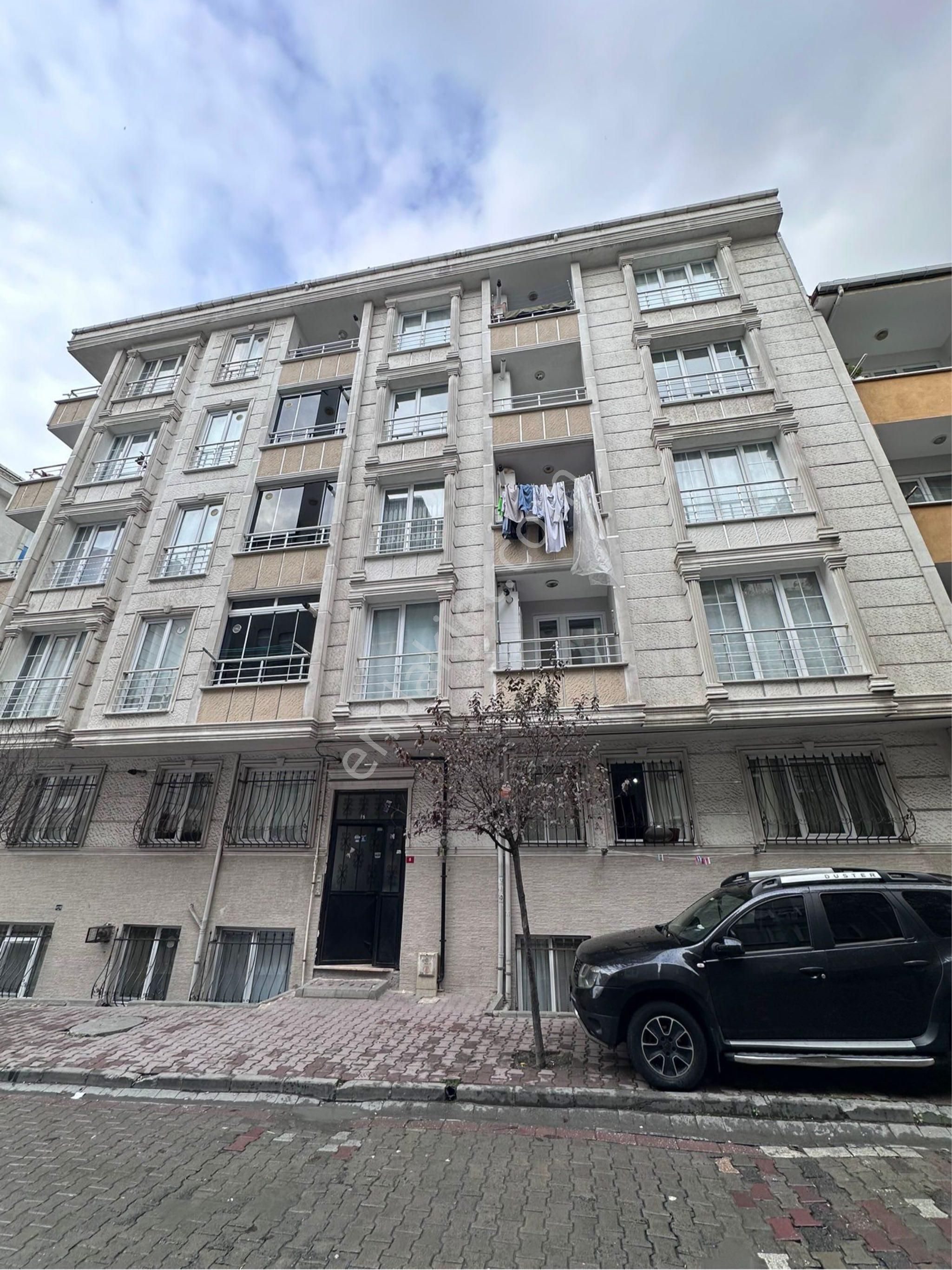 Çınar Mahallesinde Kullanışlı Geniş M2 2+1 Ara Kat - Görsel 12