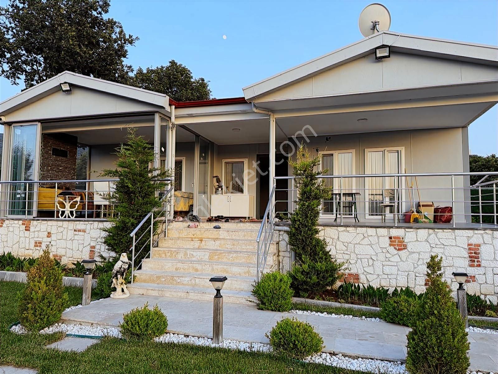 Çanakkale Yenice'de Doğa İçinde Araç Takasına Açık Müstakil Ev