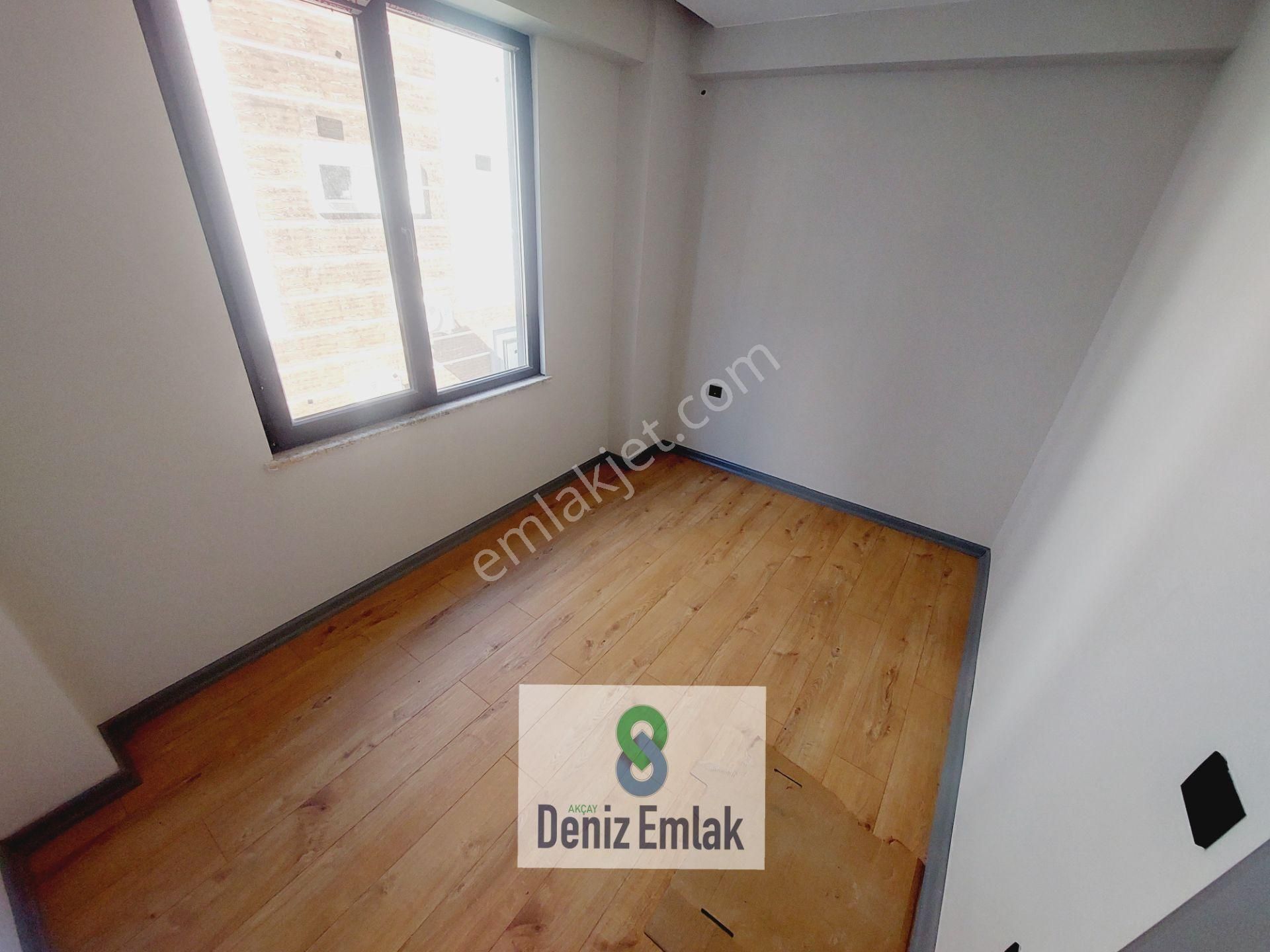 Denizden Akçayda Öncephe Ebeveyn Banyolu Satılık 2+1 Daire. - Görsel 11