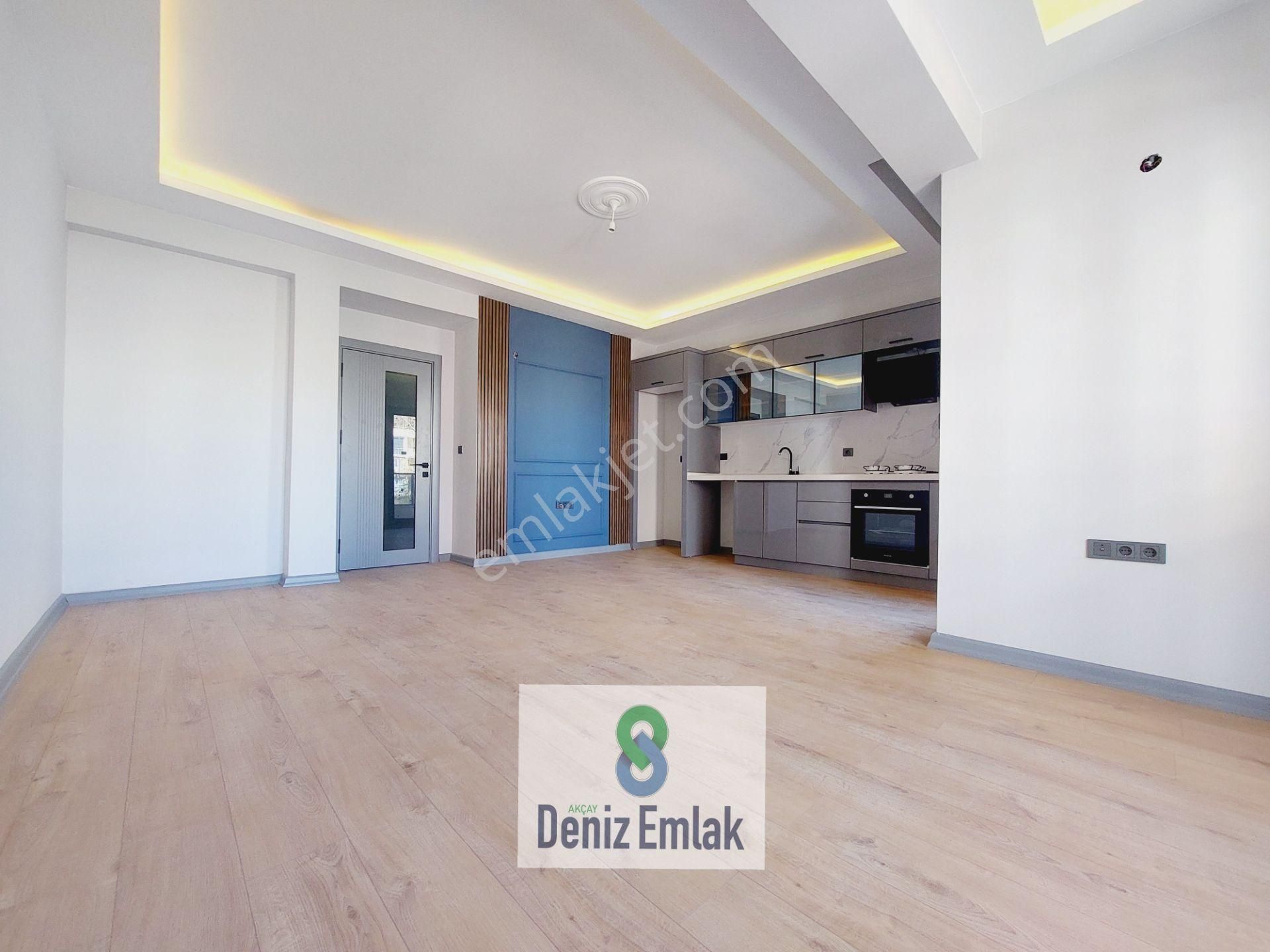 Denizden Akçayda Öncephe Ebeveyn Banyolu Satılık 2+1 Daire. - Görsel 13
