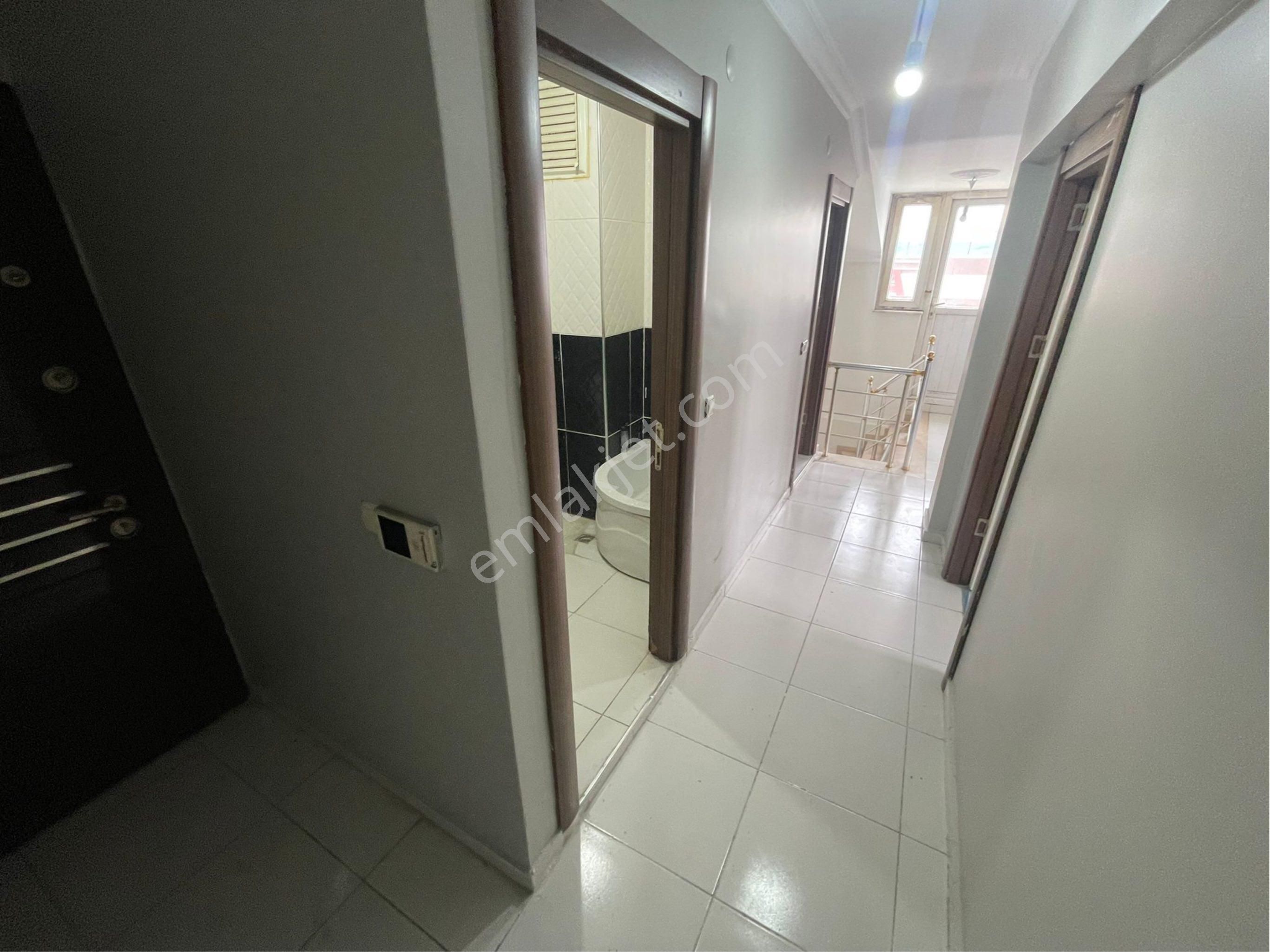 Cebeci Mahallesi 180 M2 Asansörlü Tramvaya Yakın 3+2 Kiralık Dubleks Daire - Görsel 21