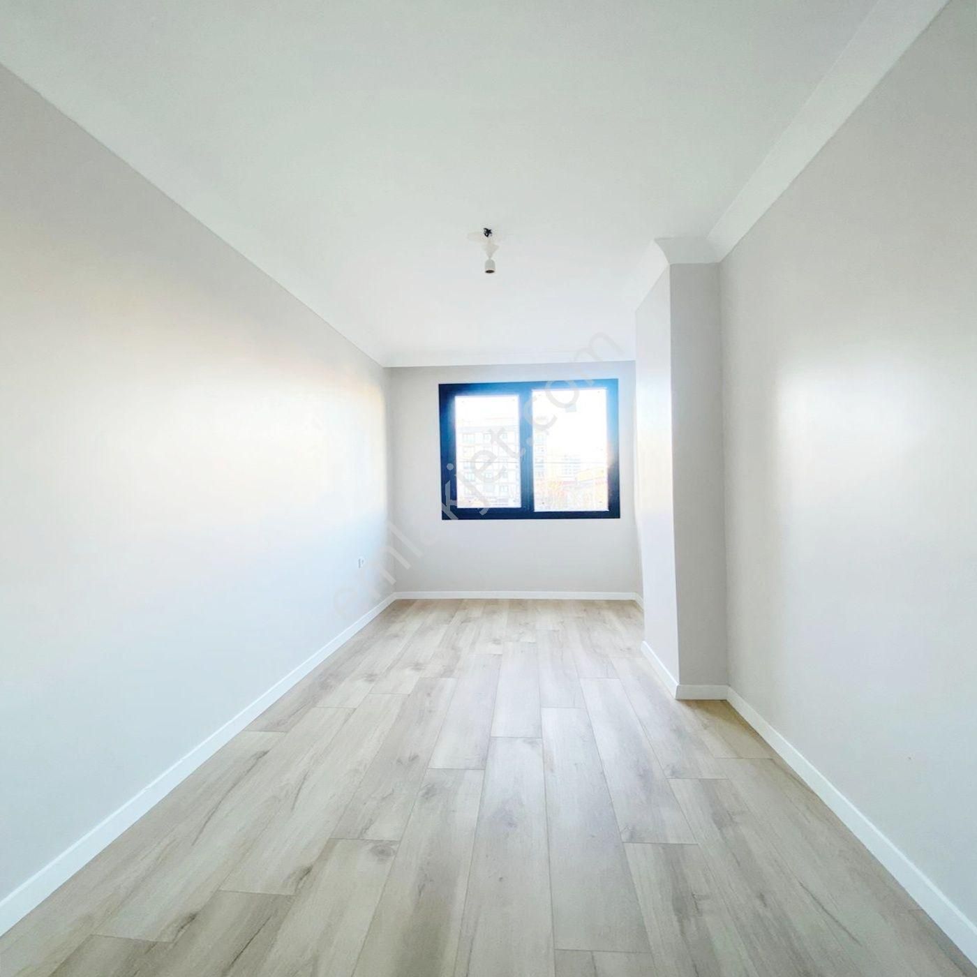 Pusula Yapı'dan Adil Mahallesi'nde Çift Balkonlu Geniş 2+1 Daire - Görsel 3