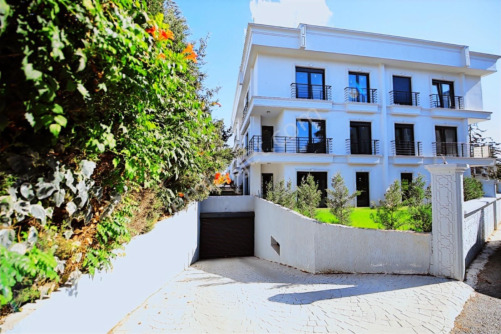 Tuzla Sahilinde Denize Sıfır Full Deniz Manzaralı 4+1 Dubleks - Görsel 2