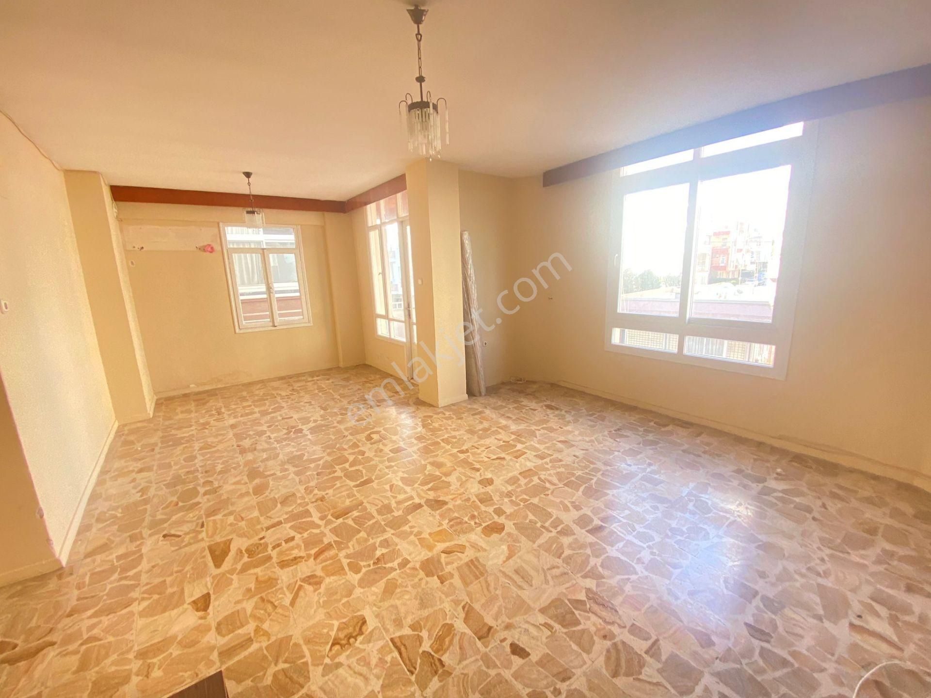 Prestij'den Pirireis'te Asansörlü Geniş Oturumlu 3+1 Daire