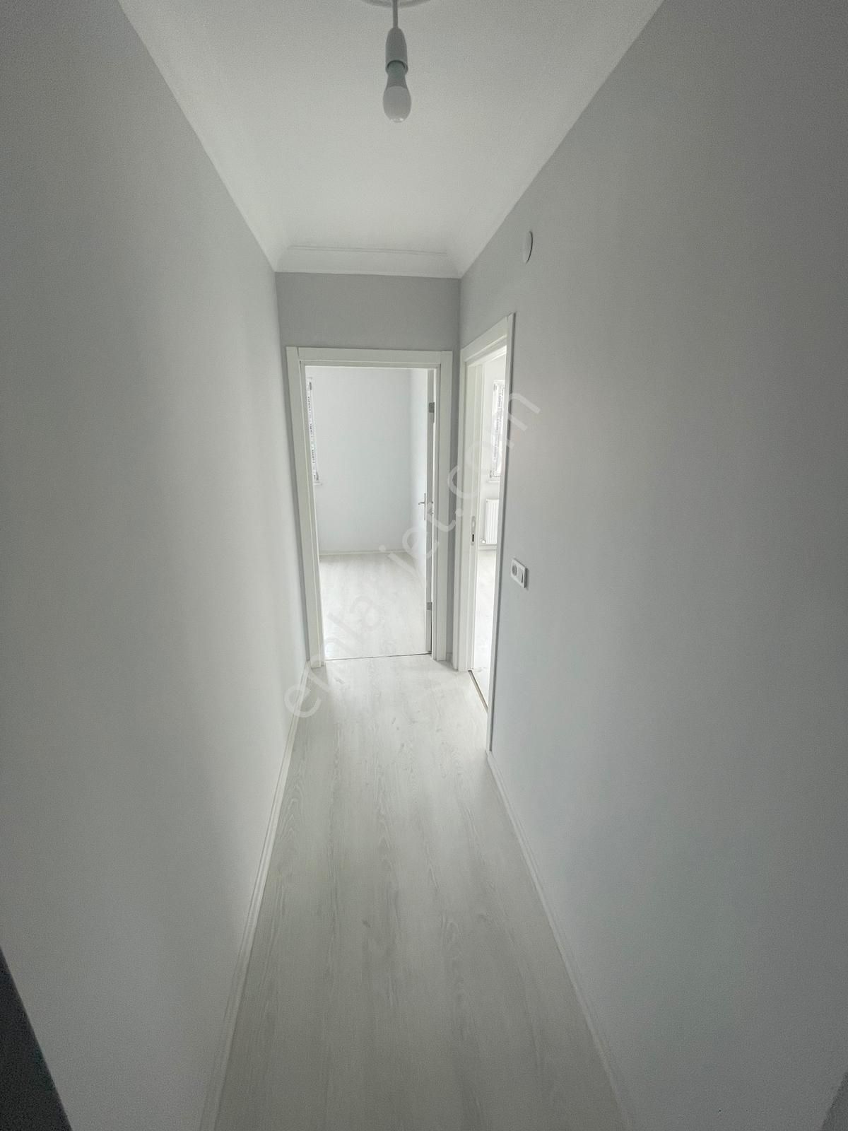 Sultanbeyli Adil Mahallesinde Satılık 2+1 Arakat Dubleks Daire - Görsel 3