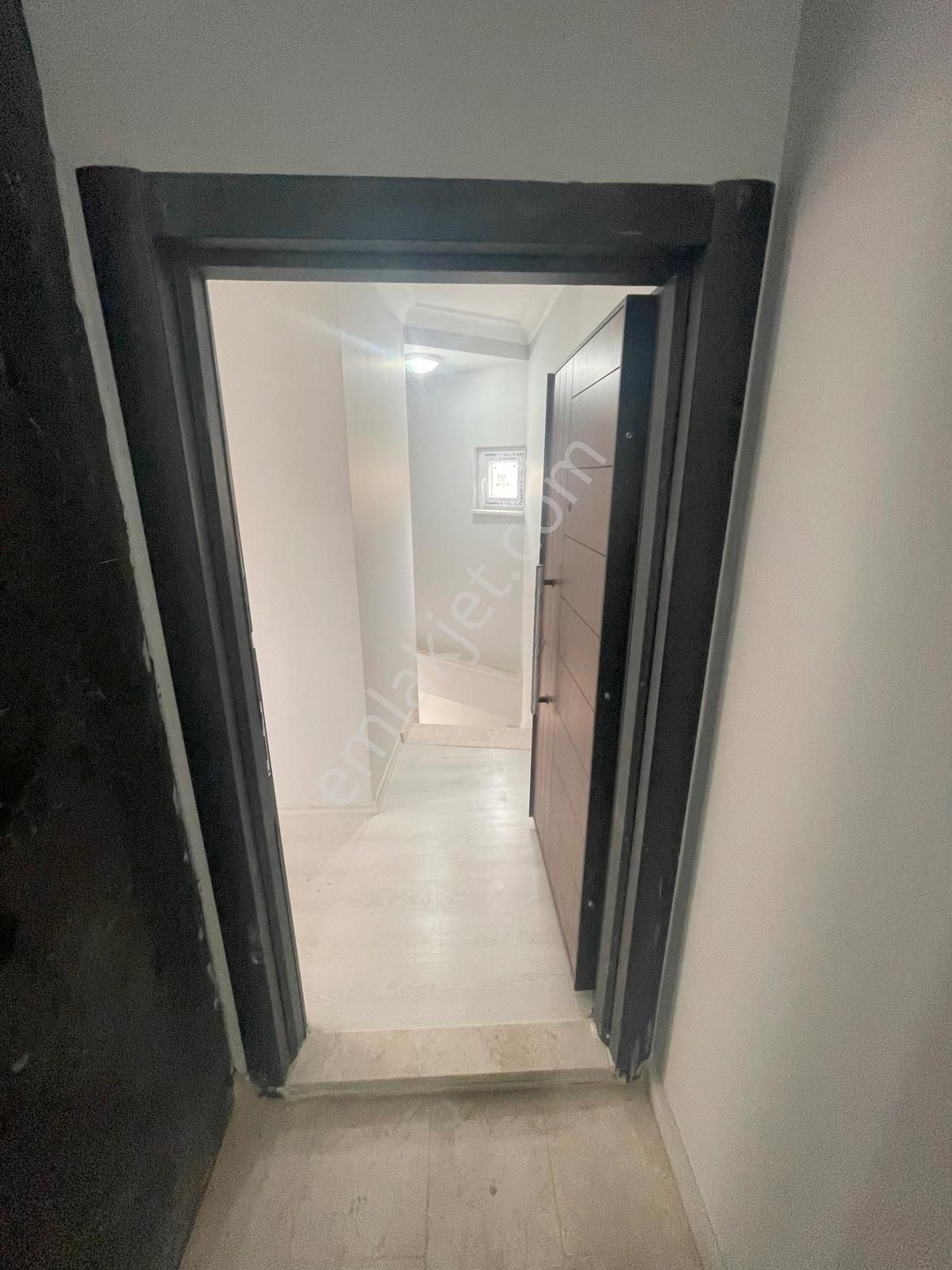 Sultanbeyli Adil Mahallesinde Satılık 2+1 Arakat Dubleks Daire - Görsel 15