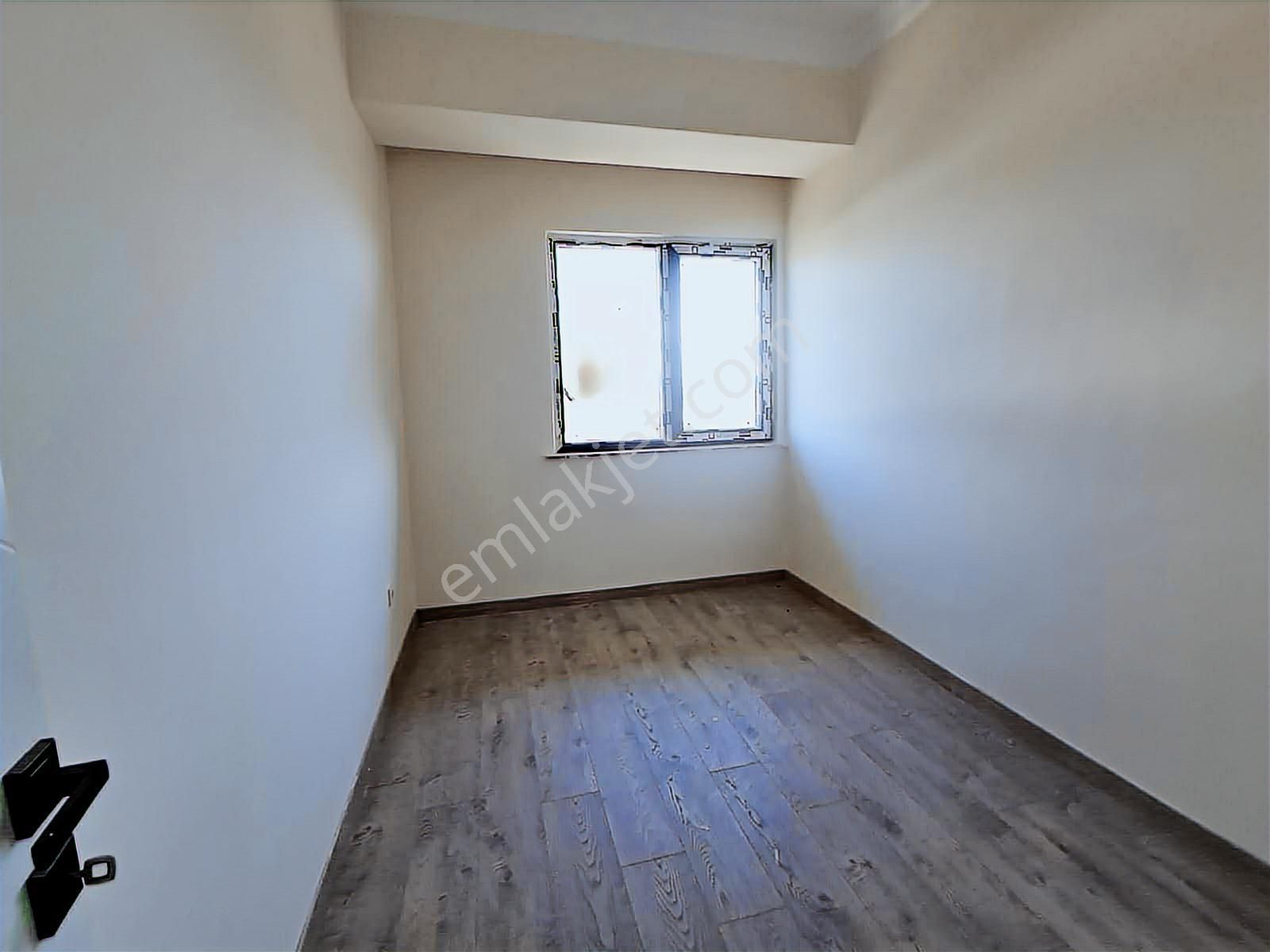 Tuzla Postane'de Yüksek Şerefiyeli Kiralık 3+1 Daire - Görsel 19