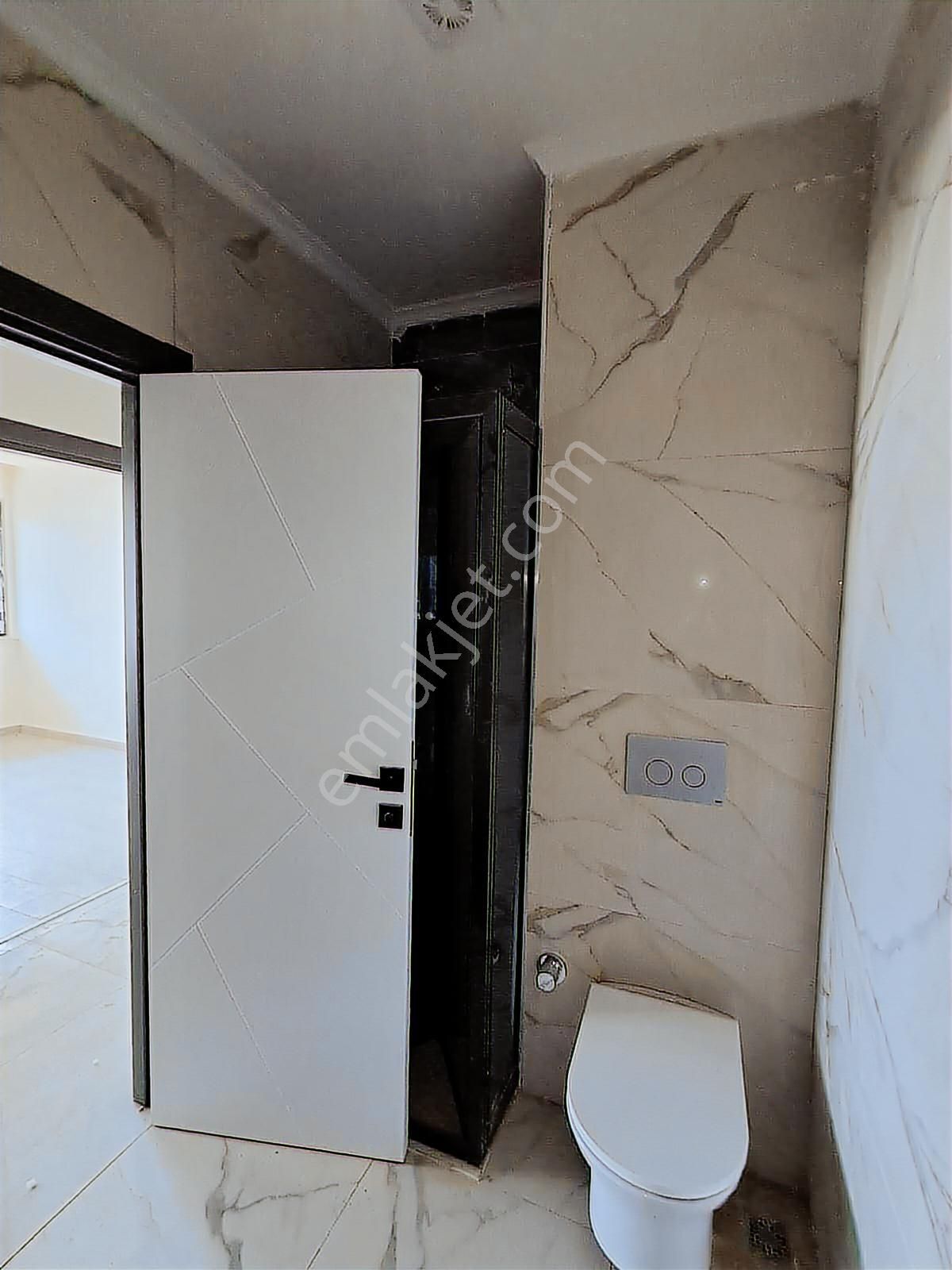 Tuzla Postane'de Yüksek Şerefiyeli Kiralık 3+1 Daire - Görsel 10