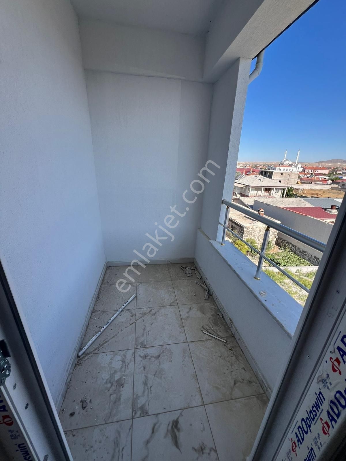 Karapınar Cumhuriyet Mahallesi Satılık Ara Kat 2+1 Sıfır Daire - Görsel 13