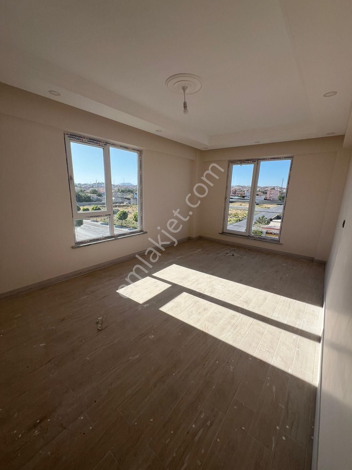 Karapınar Cumhuriyet Mahallesi Satılık Ara Kat 2+1 Sıfır Daire - Görsel 4