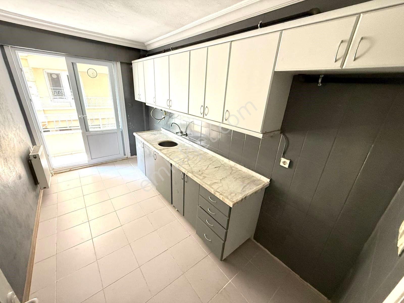 𝄞melodi'den Altınkum'da Ön Cephe Otoparklı Ayrı Mutfaklı Asansörlü 3+1 Kiralık Daire - Görsel 6