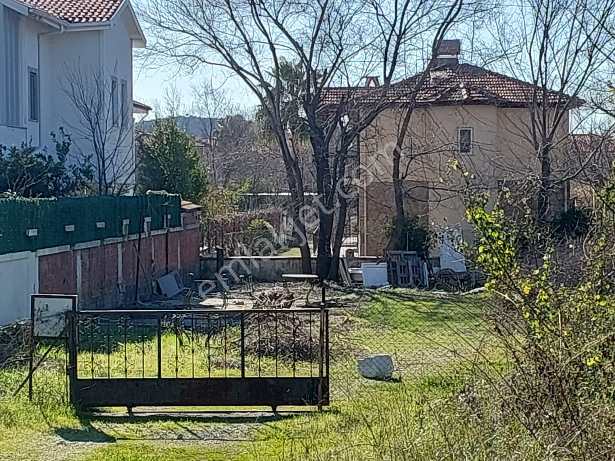 Muğla Ortaca Dalyanda Anayola Sıfır Konumda 550 M2 %15 - 30 Konut İmarlı Arsa Satılık.