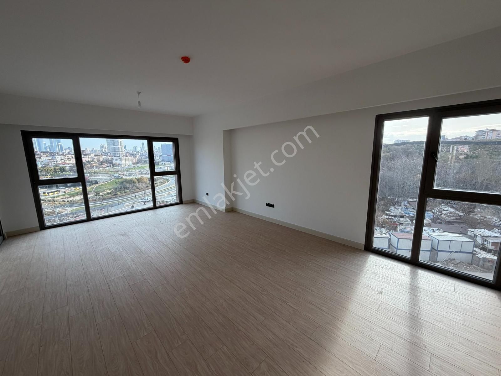 Emlak Konut Yenifikirtepe 2. Etap Satılık Geniş Tip 3+1 Daire - Görsel 2