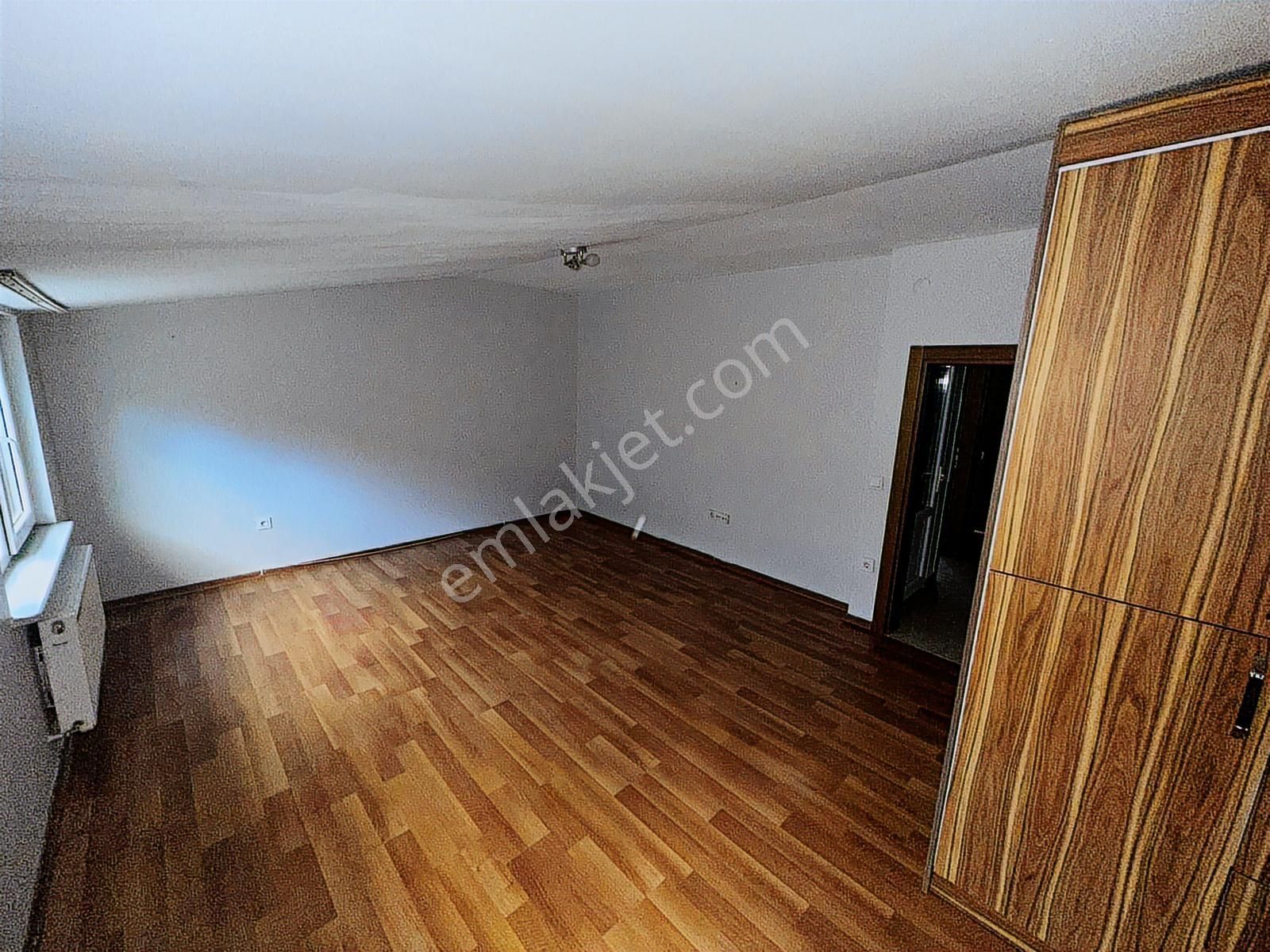 Fethiye Mahallesi Merkezi Konumda Kiralık Geniş Ferah Daire - Görsel 14