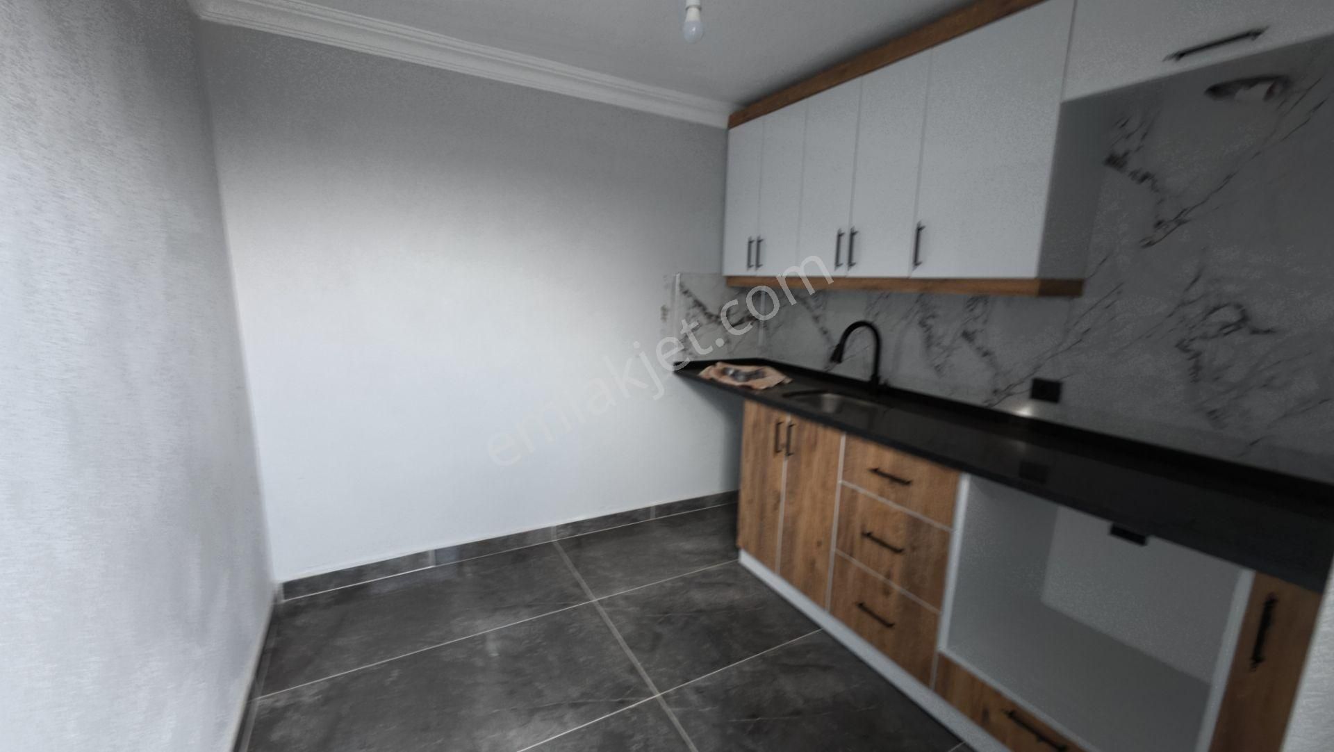 Sakarya Karasu'da Geniş Teraslı Bahçeli 3+1 Dubleks Villa - Görsel 31