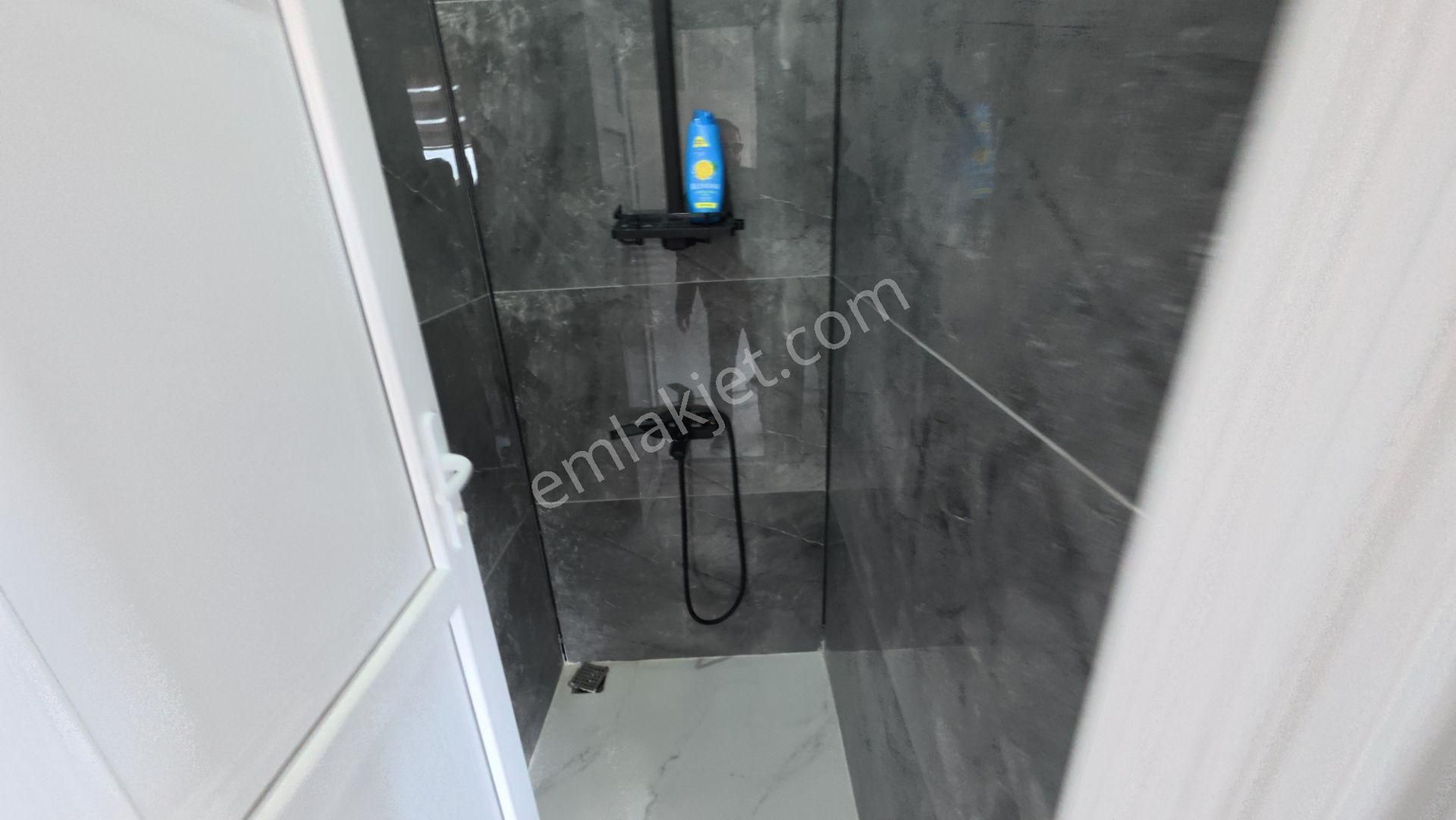 Sakarya Karasu'da Geniş Teraslı Bahçeli 3+1 Dubleks Villa - Görsel 20