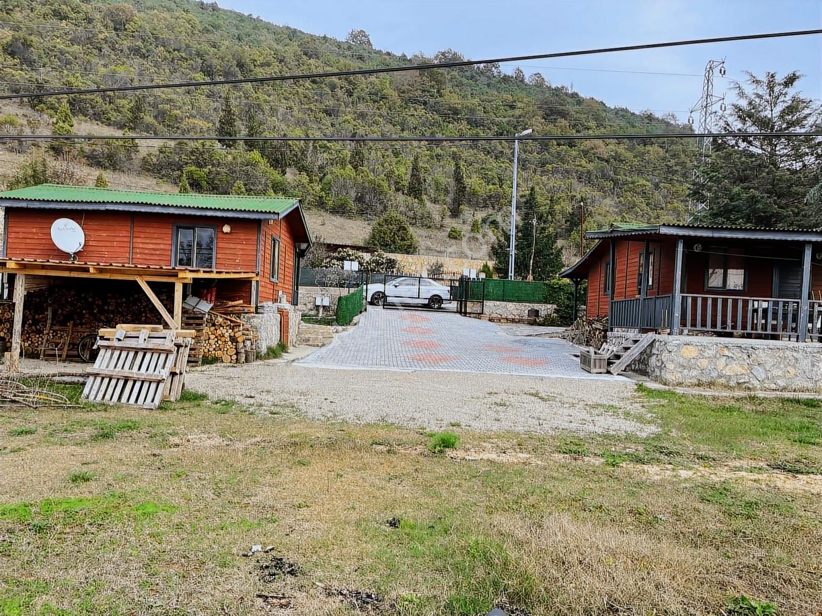 Şahane Lokasyon 1610 M2 Arsa Üstünde Bahçeli Müstakil Ev+ofis