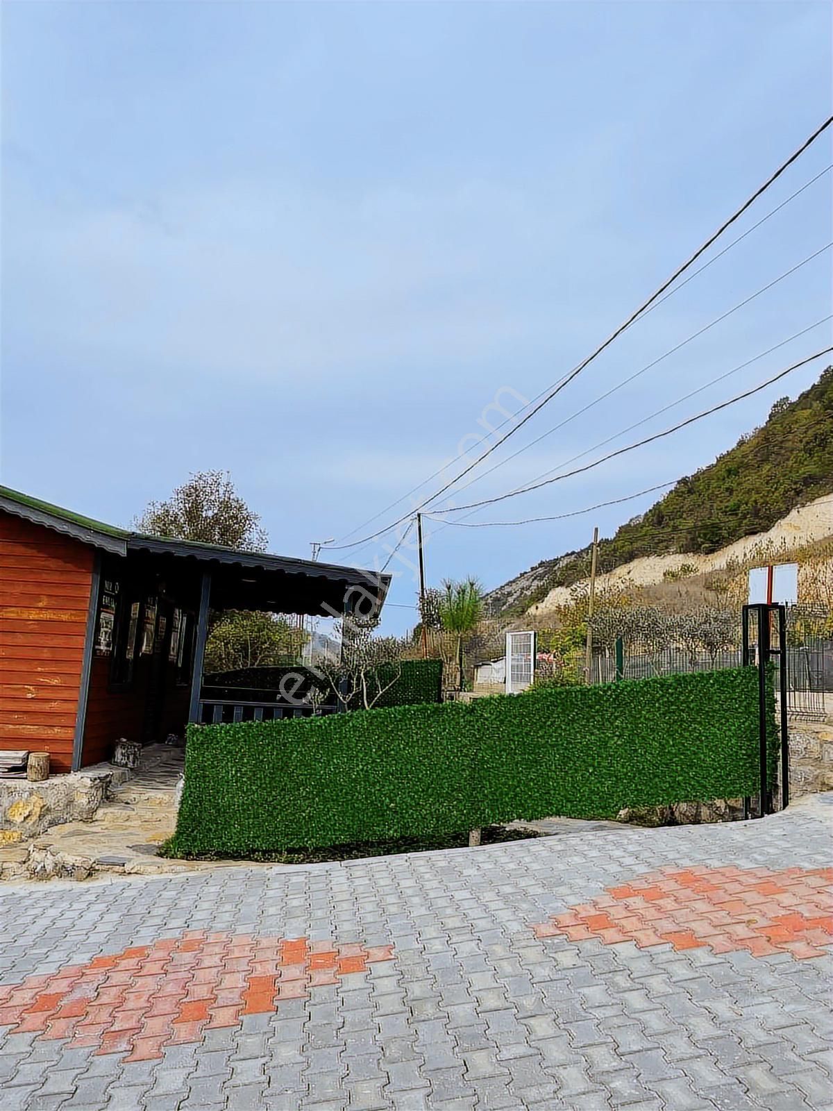 Şahane Lokasyon 1610 M2 Arsa Üstünde Bahçeli Müstakil Ev+ofis - Görsel 16