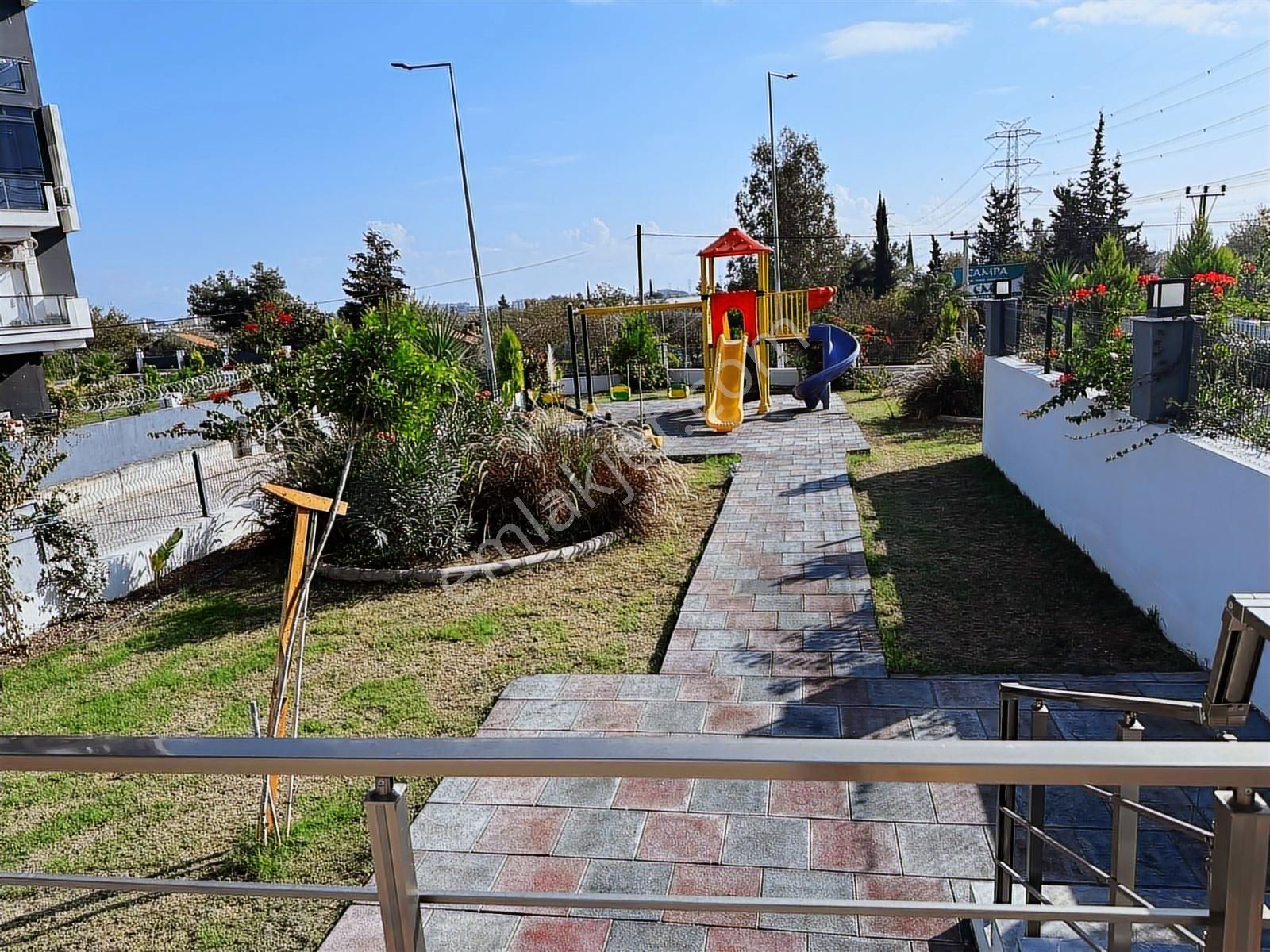 Kepez'de Sıfır Havuzlu Site İçerisinde Ebeveyn Banyolu 2+1 Daire - Görsel 11