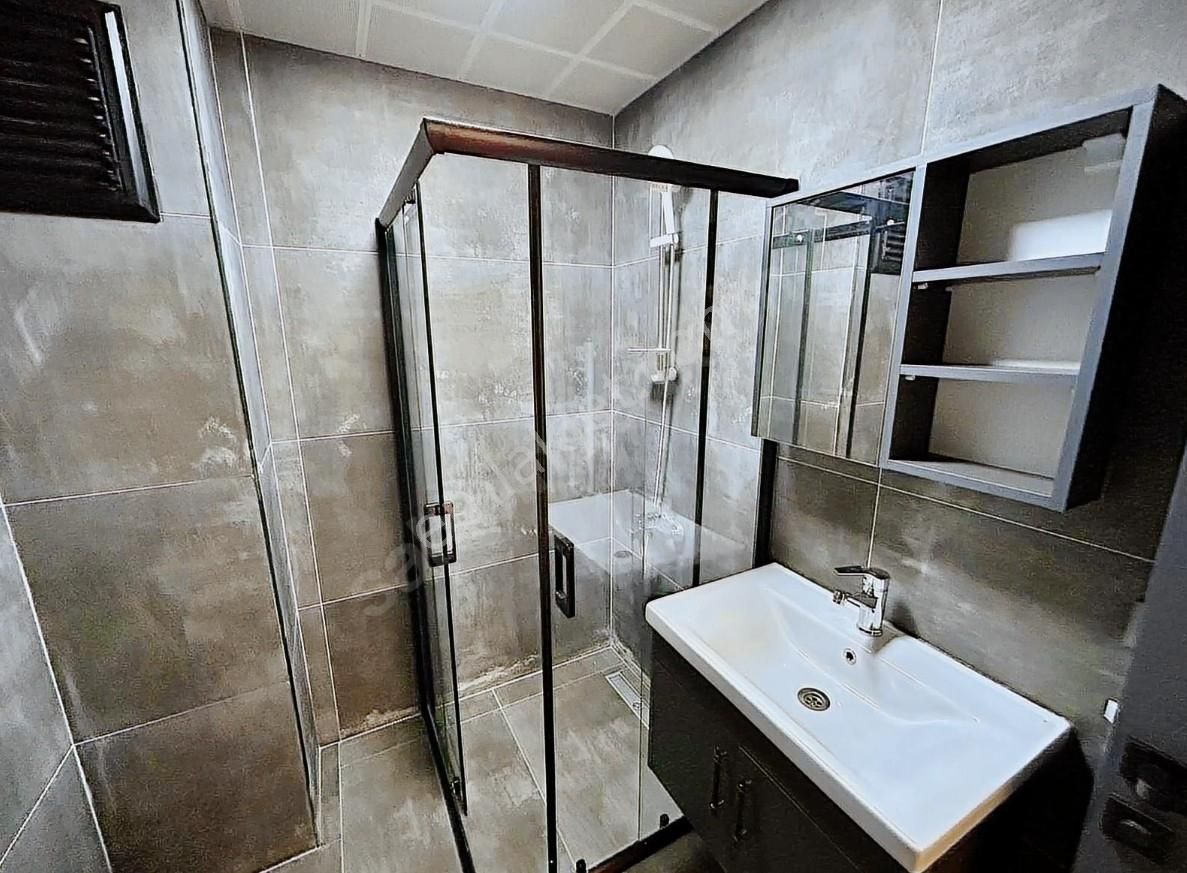Ziyacan Gayrimenkulden Ortacami Mah. Sıfır Kiralık 1+1 Daire - Görsel 4