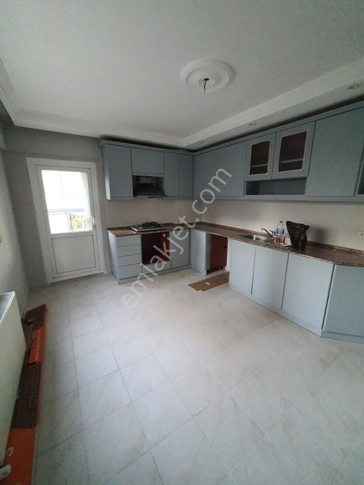 Ilıca Mahallesi Jeotermalli 3+1 - Görsel 11