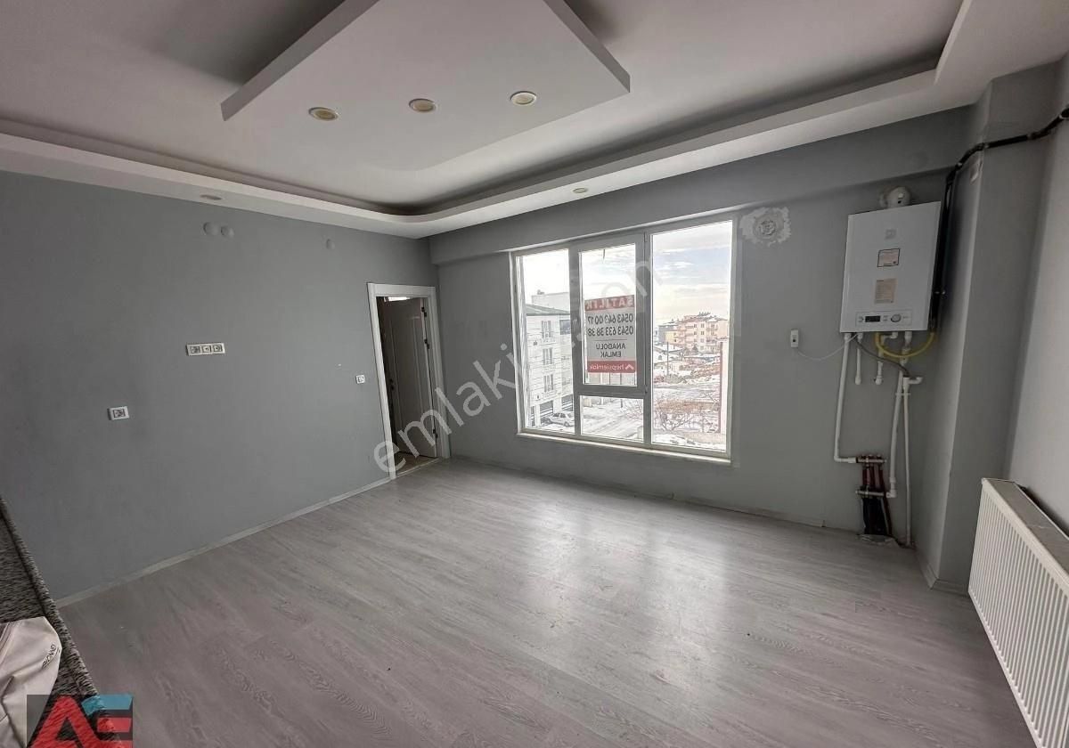 Aşık Seyrani Mah. 1+1 Ara Kat Satılık Daire - Görsel 4