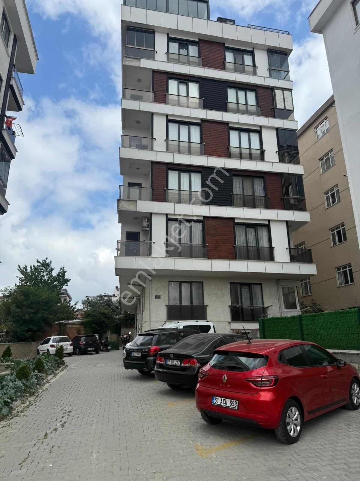 Çekmeköy Çatalmeşede Merkezi Konumda Yüksek Giriş 1+1 Daire - Görsel 10