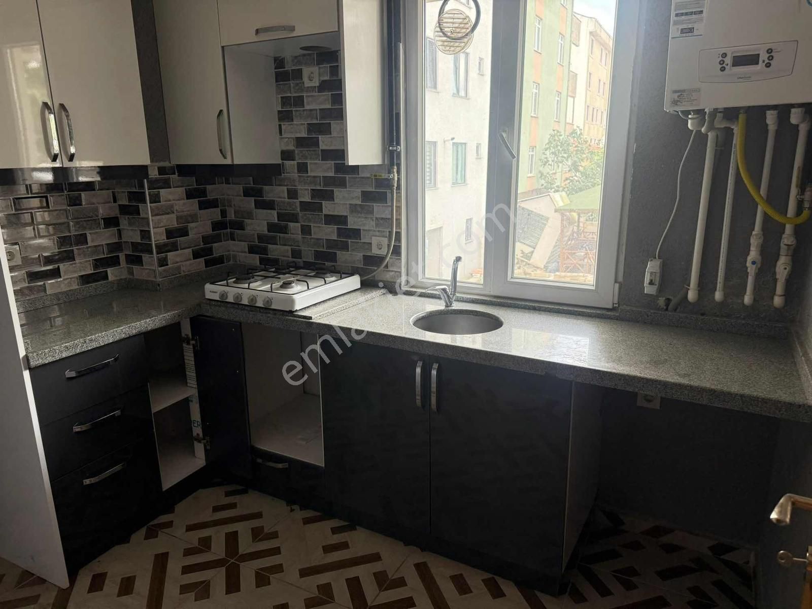 Çekmeköy Çatalmeşede Merkezi Konumda Yüksek Giriş 1+1 Daire - Görsel 20