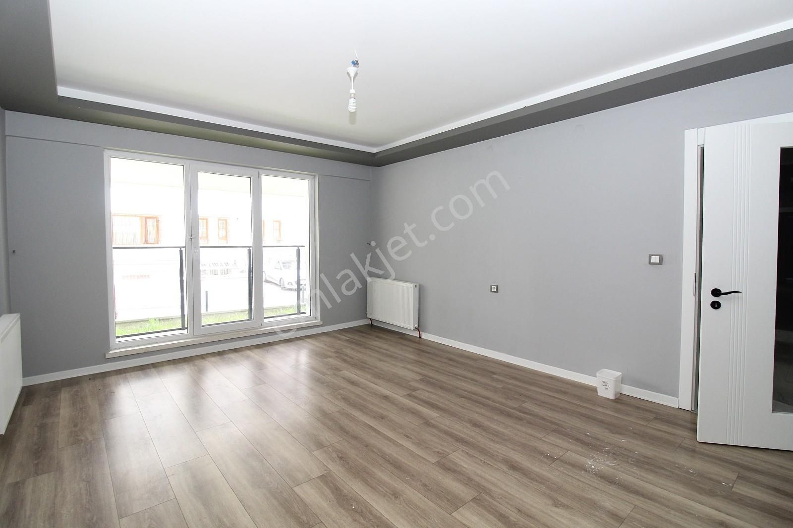 Keçiören'de Bulvar'a Yakın Taşınmaya Hazır Daire | Tekce - Görsel 4