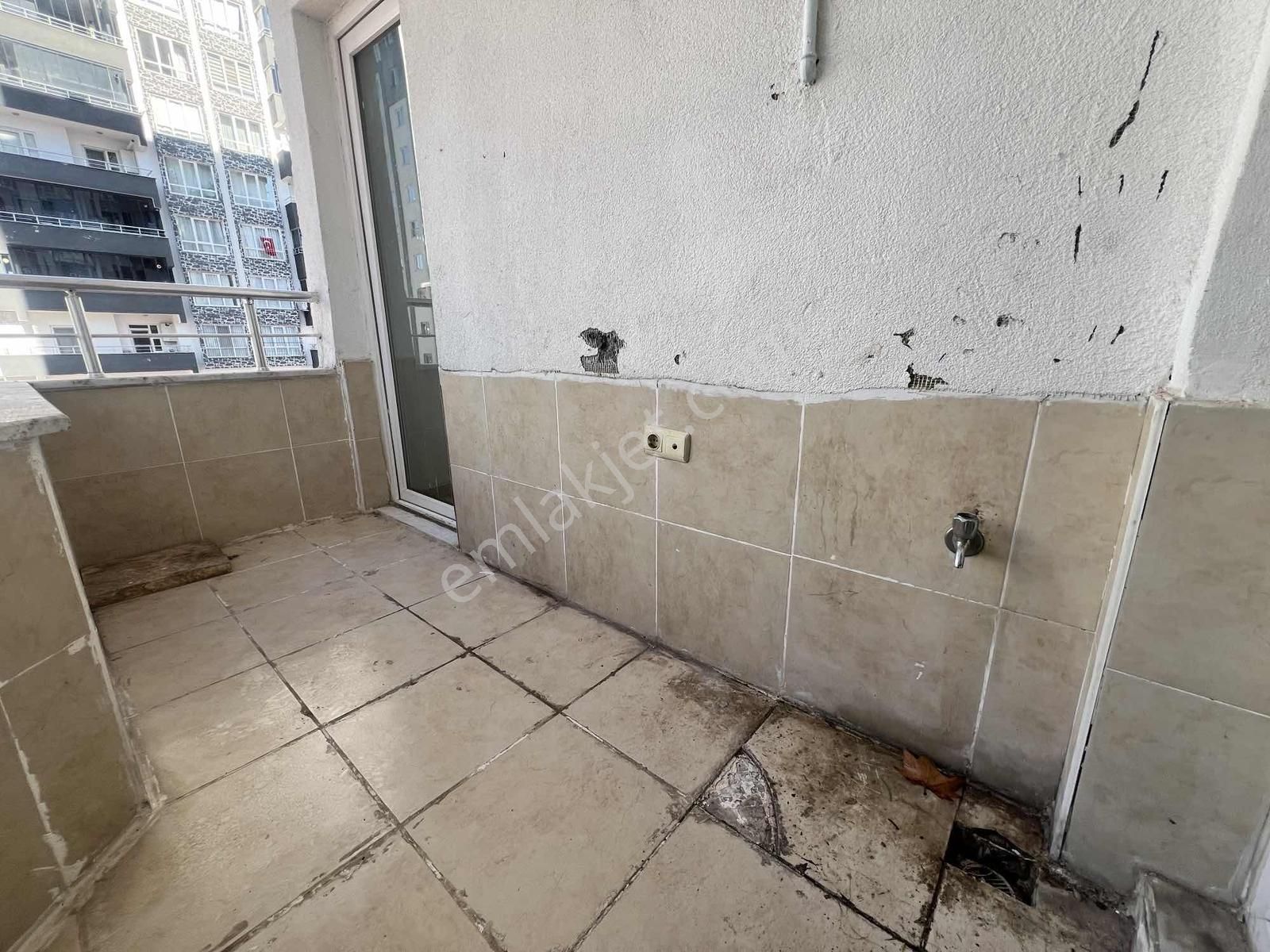 Konumdan Akkent'in Kalbinde Acil Satılık 2+1 Fırsat Daire - Görsel 18