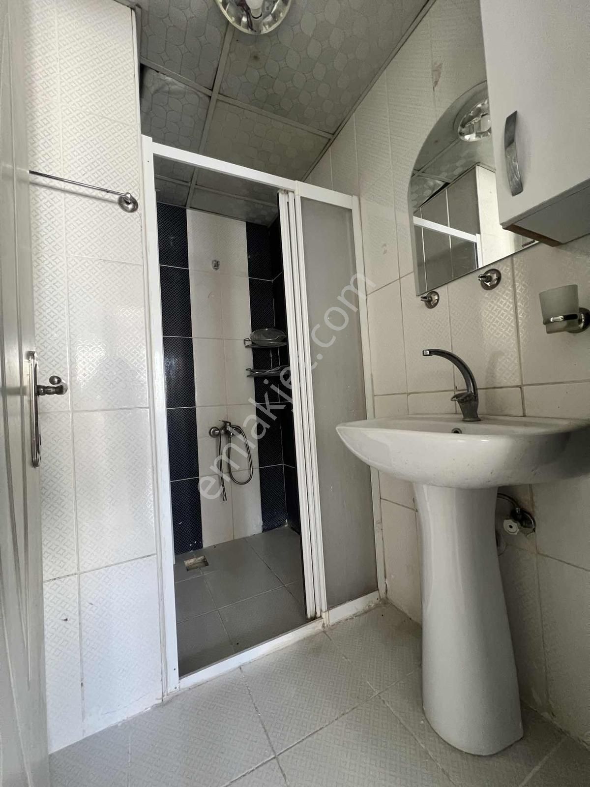 Konumdan Akkent'in Kalbinde Acil Satılık 2+1 Fırsat Daire - Görsel 16