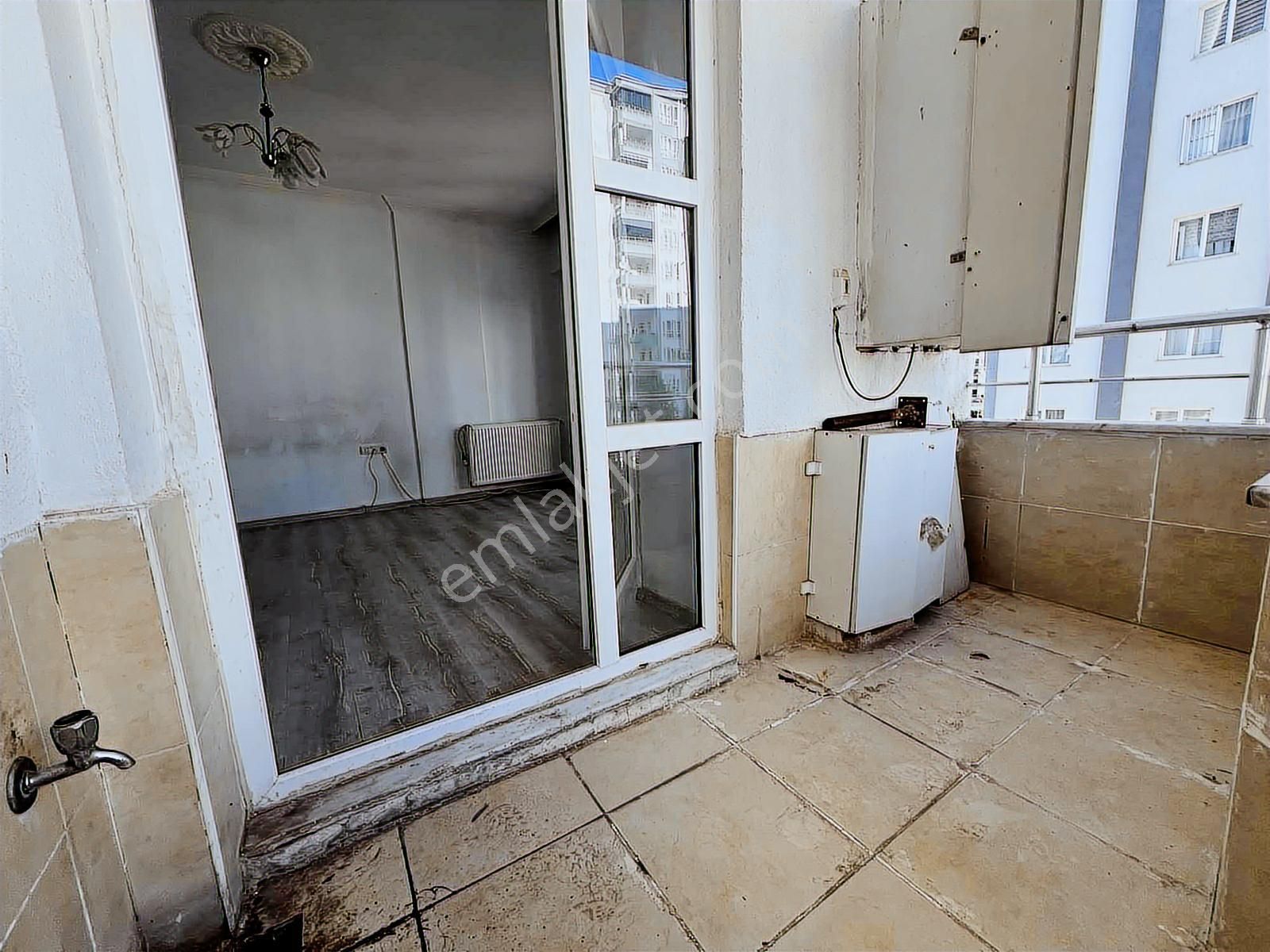 Konumdan Akkent'in Kalbinde Acil Satılık 2+1 Fırsat Daire - Görsel 19