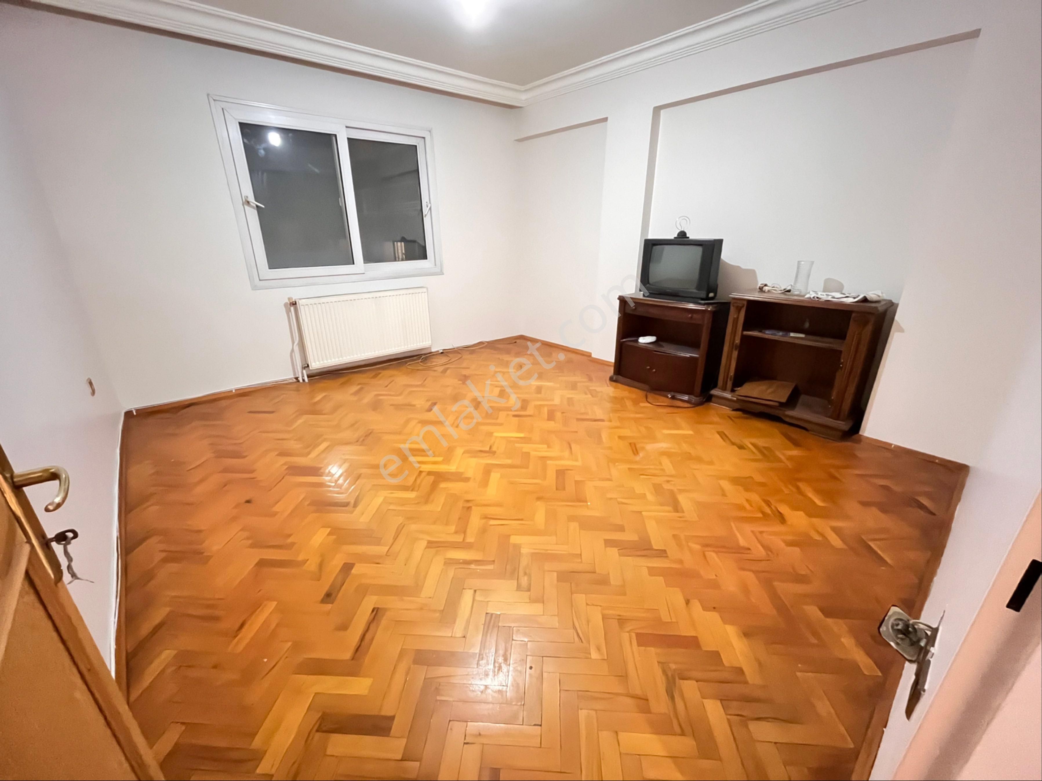 Üçkuyularda 3+1 130m2 Arakat Temiz Bakımlı D.gazlı Daire - Görsel 12