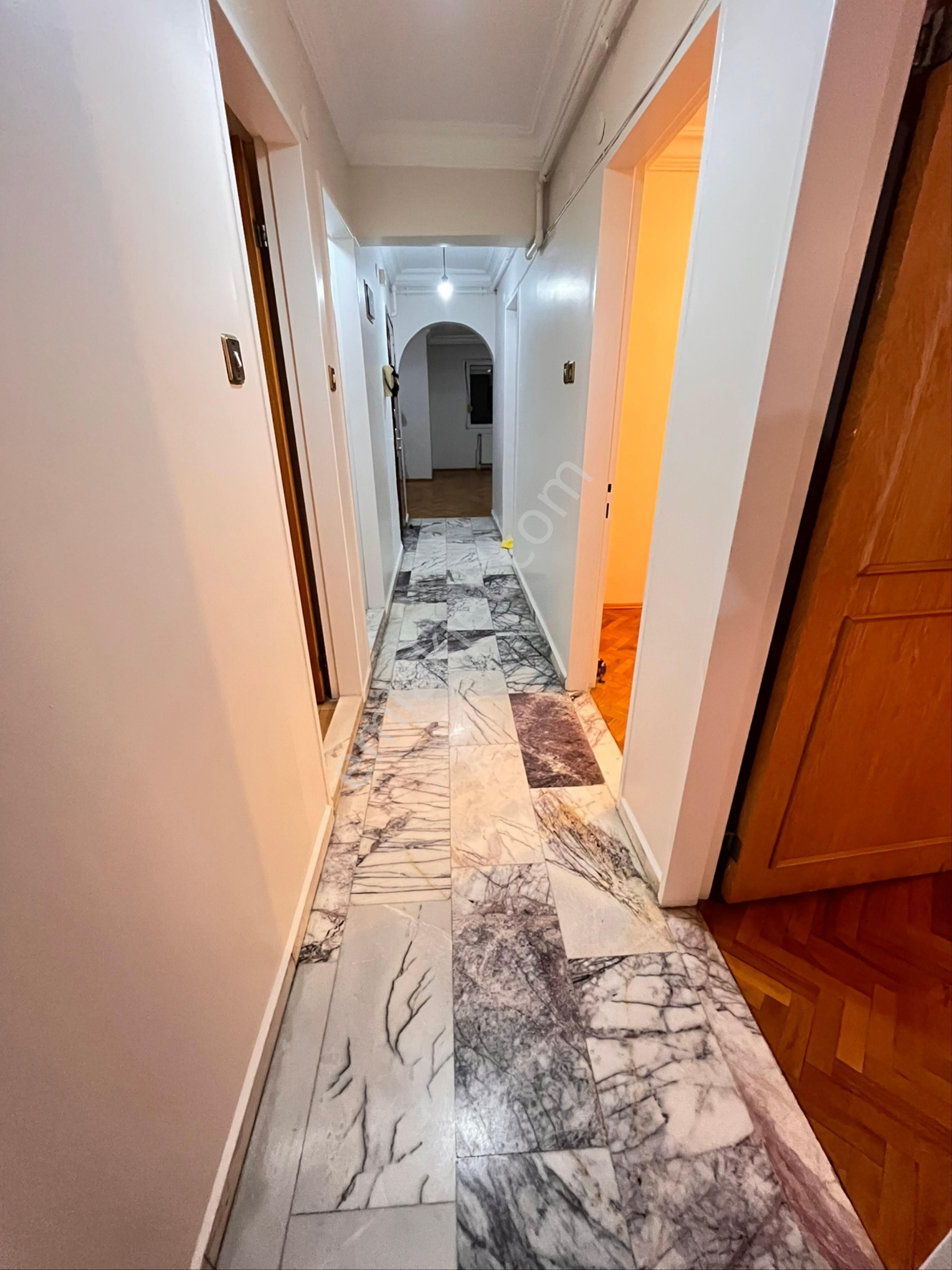 Üçkuyularda 3+1 130m2 Arakat Temiz Bakımlı D.gazlı Daire - Görsel 26