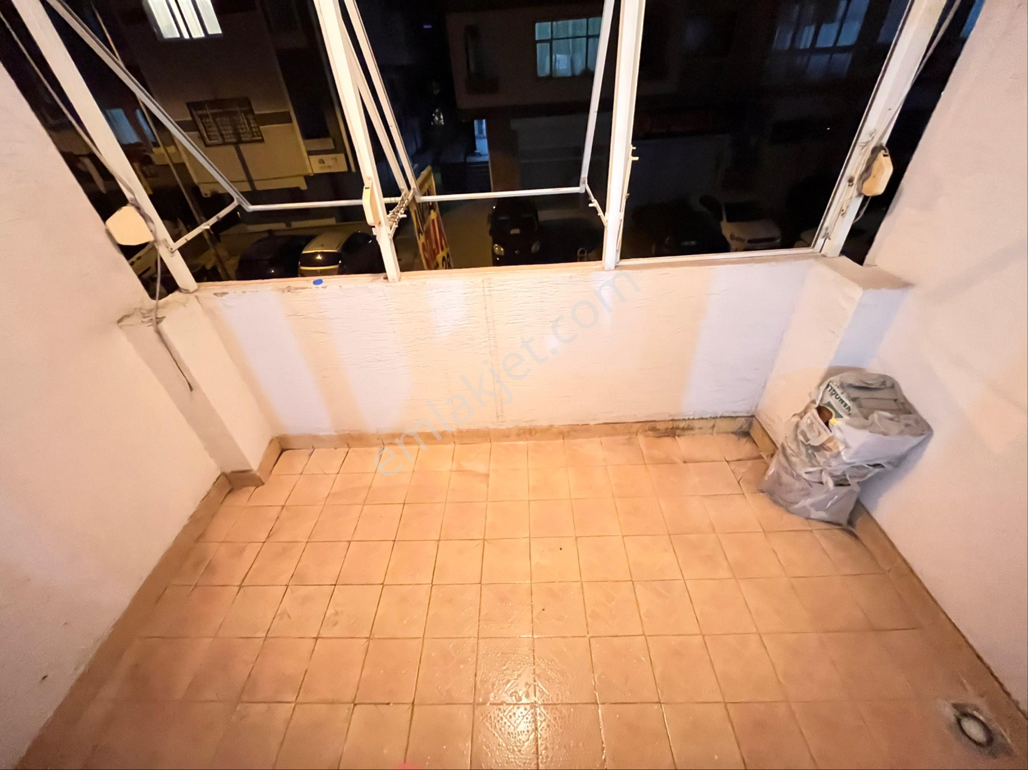 Üçkuyularda 3+1 130m2 Arakat Temiz Bakımlı D.gazlı Daire - Görsel 29