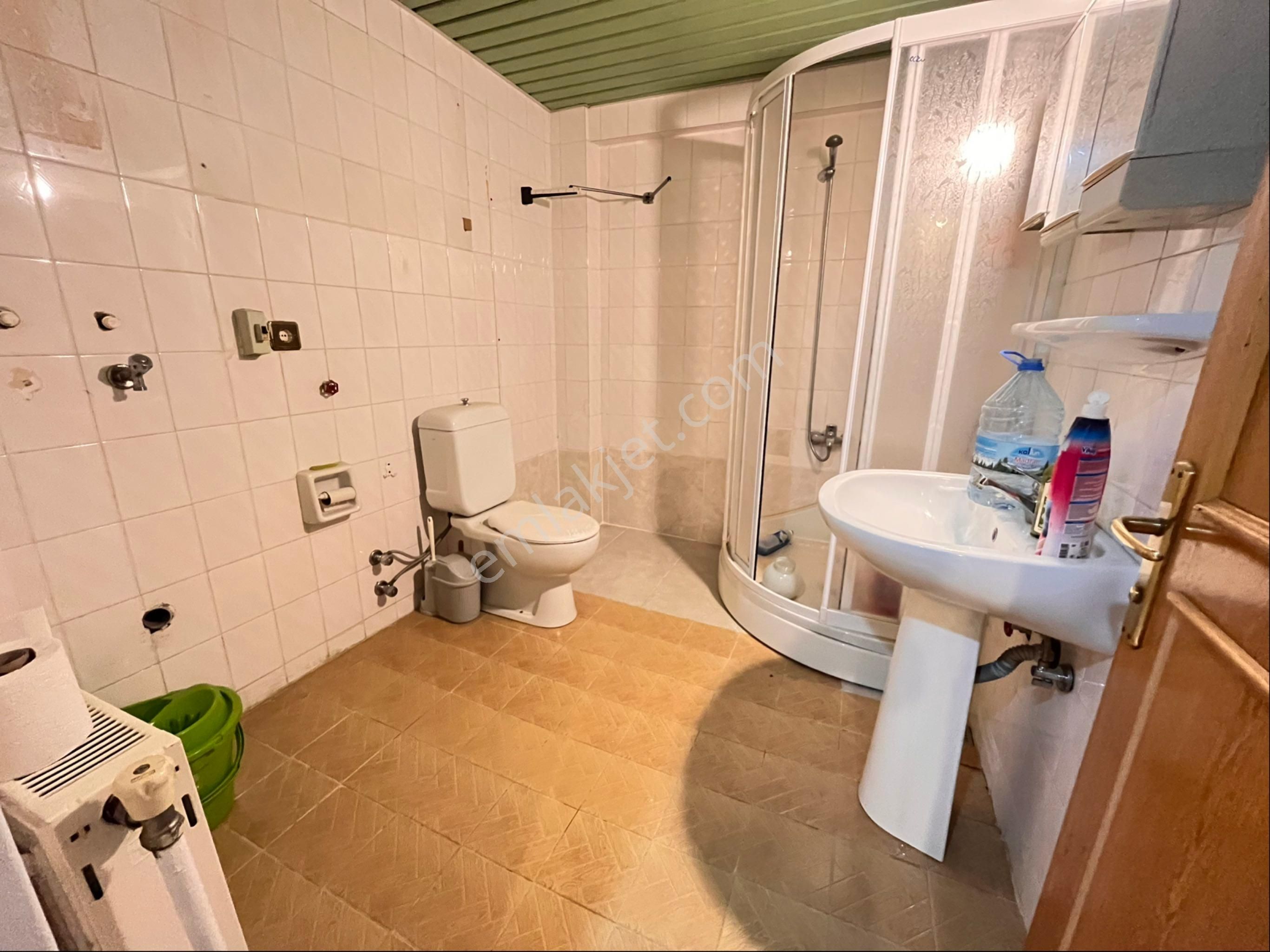 Üçkuyularda 3+1 130m2 Arakat Temiz Bakımlı D.gazlı Daire - Görsel 21