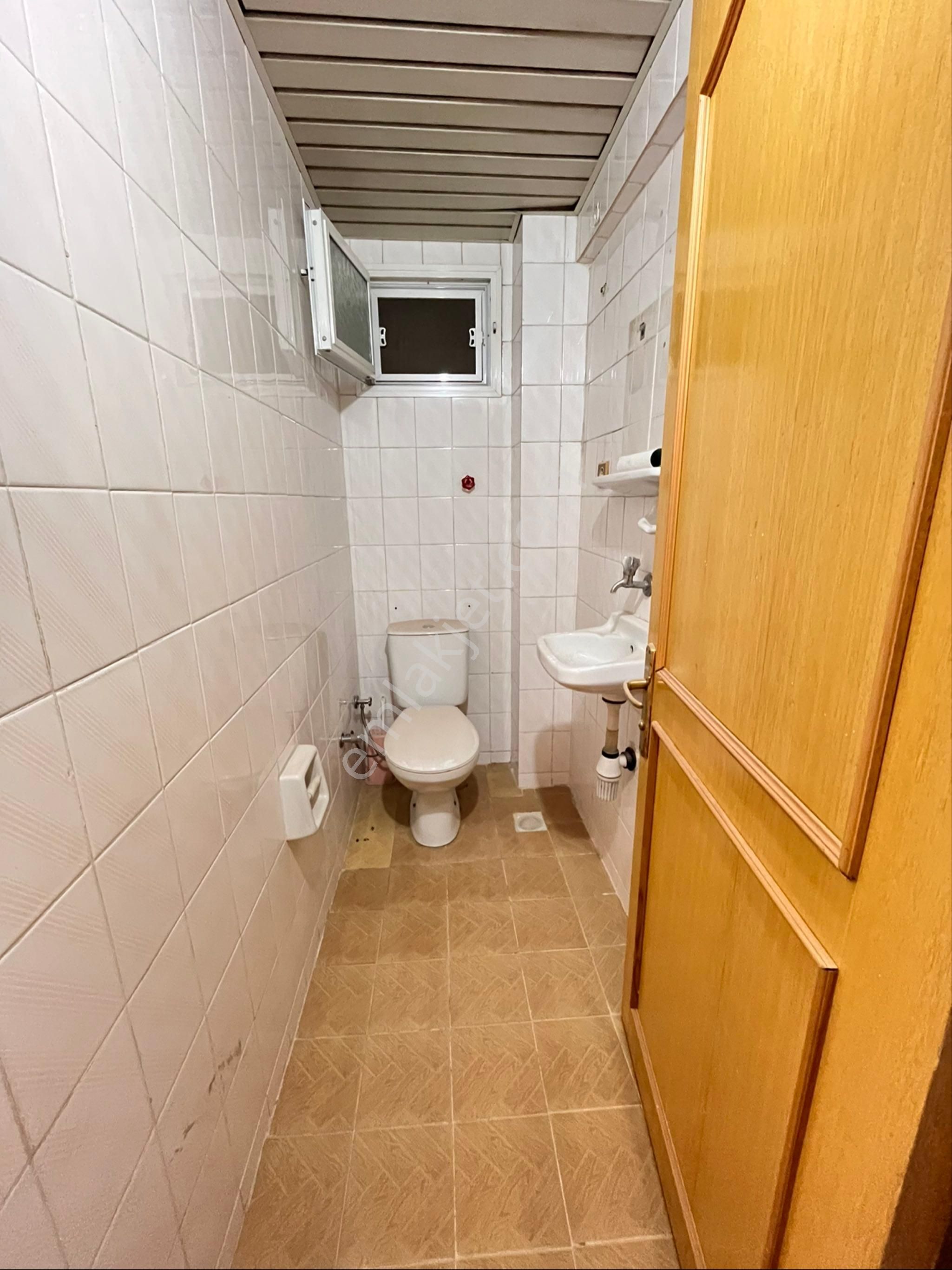 Üçkuyularda 3+1 130m2 Arakat Temiz Bakımlı D.gazlı Daire - Görsel 24