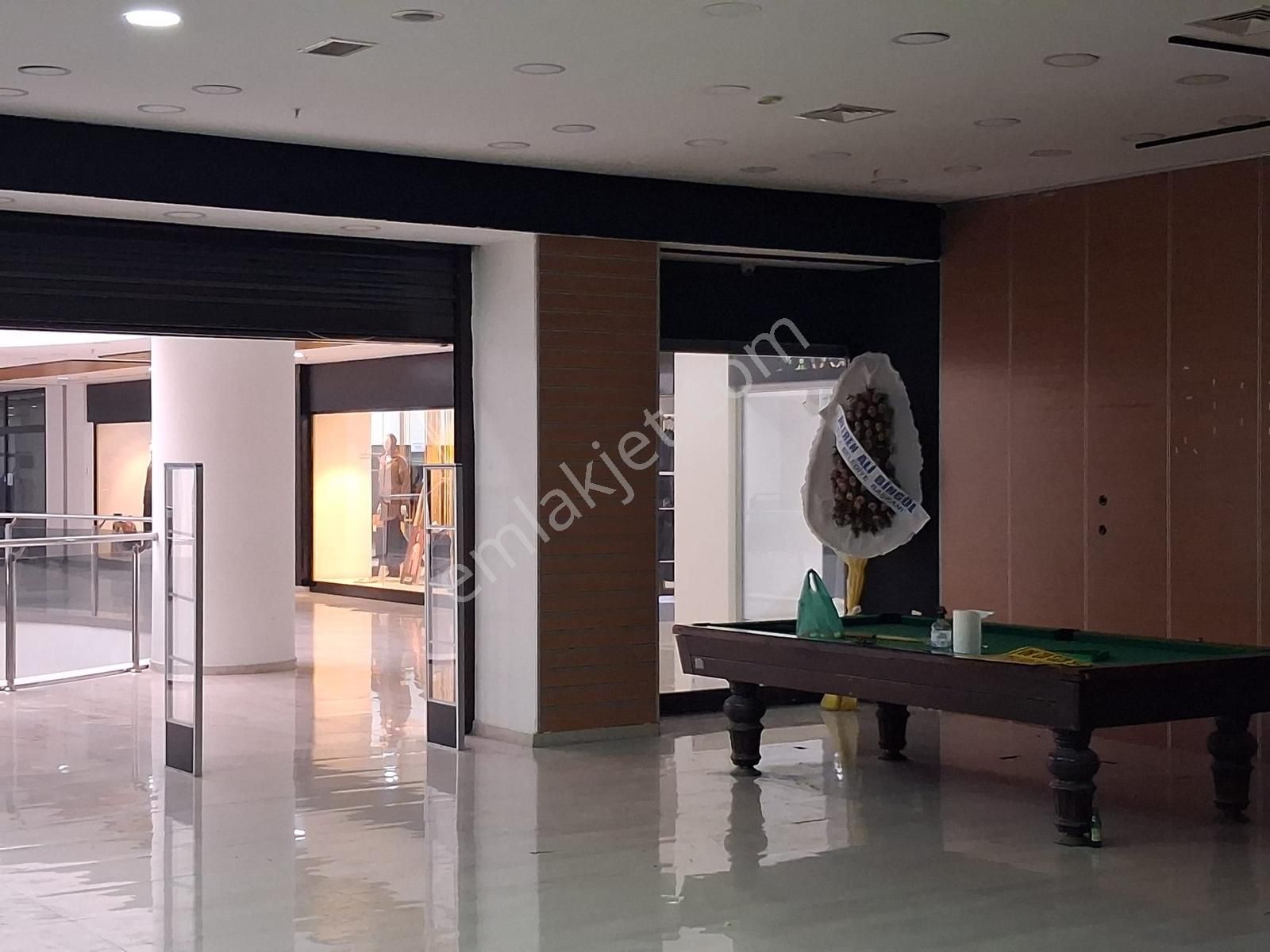 Şifa Park Avmde Prestijli Konumda 145 M² Kiralık Mağaza - Görsel 3