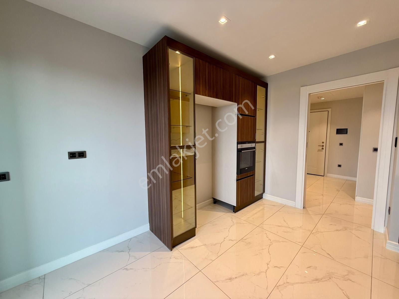 Çiğdem Emlaktan Akzirve Kiralık 4+1 Daire - Görsel 20