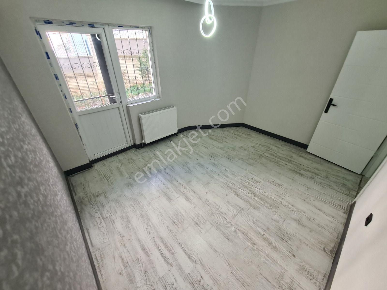 Karakeçili Caddesinde Full Yapılı Cepheleri Açık 4+1 Daire - Görsel 16
