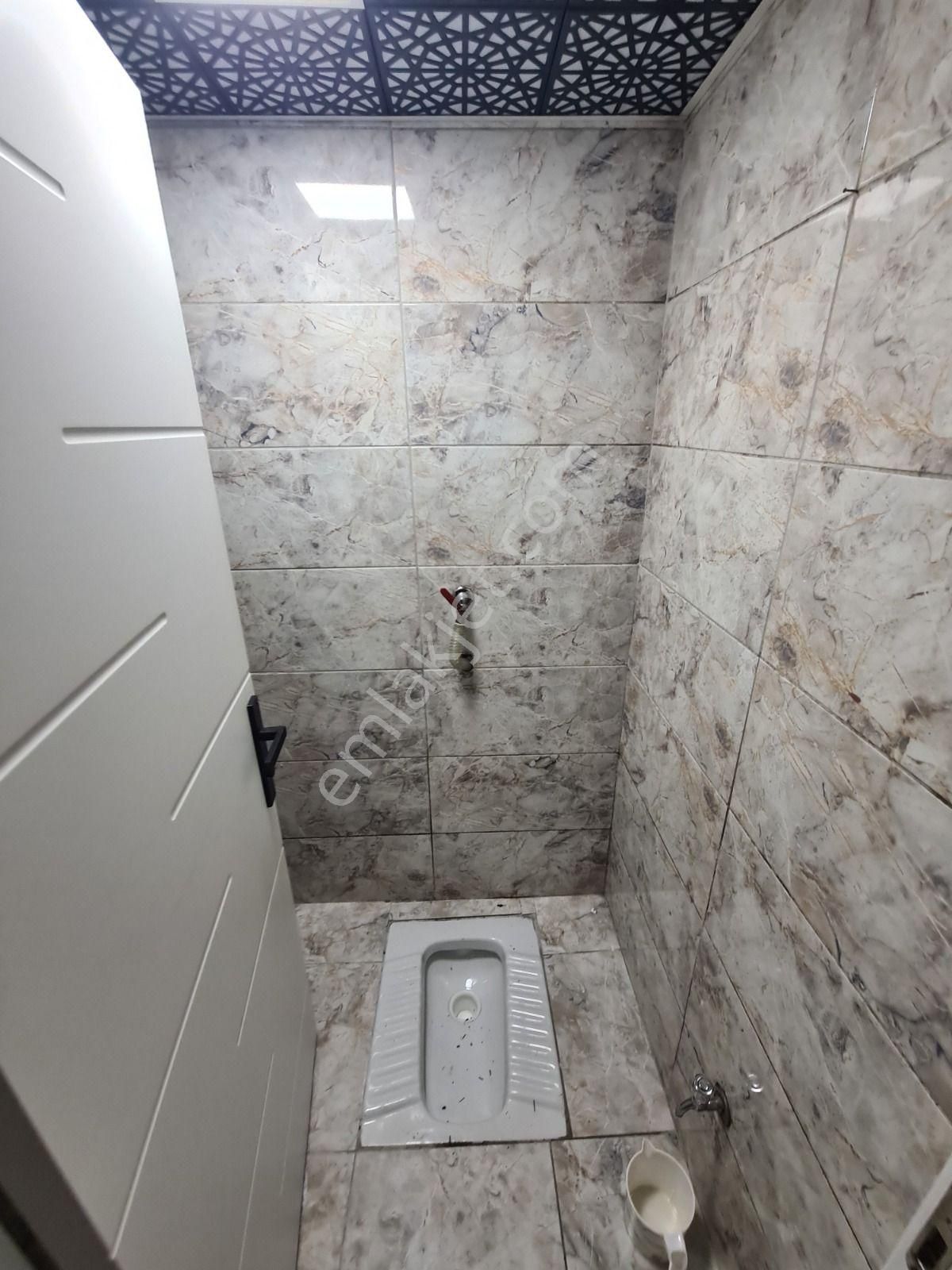 Karakeçili Caddesinde Full Yapılı Cepheleri Açık 4+1 Daire - Görsel 35