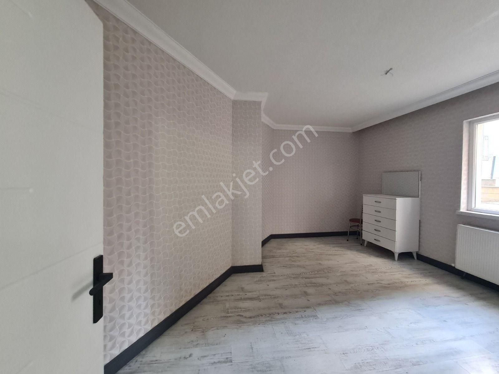 Karakeçili Caddesinde Full Yapılı Cepheleri Açık 4+1 Daire - Görsel 30