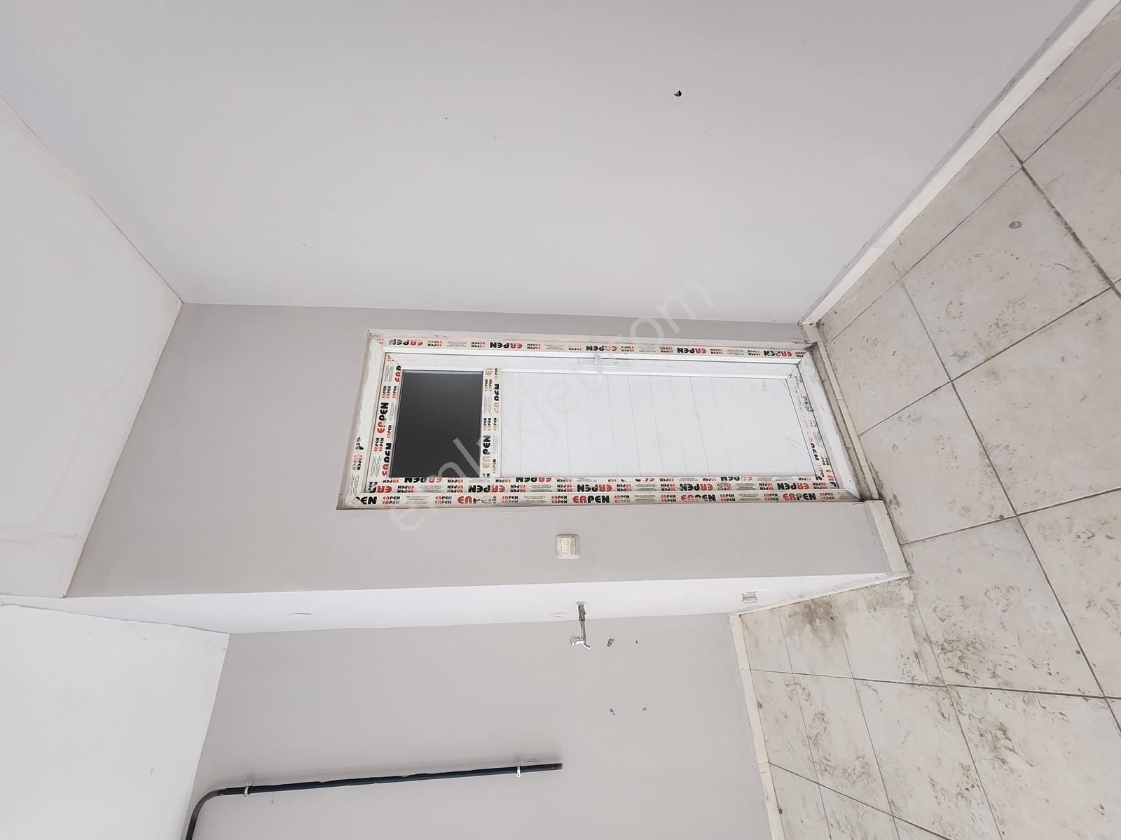 Turgut Gayrimenkul'den Kızılpınar'da 80 M2 Kiralık Dükkan - Görsel 2